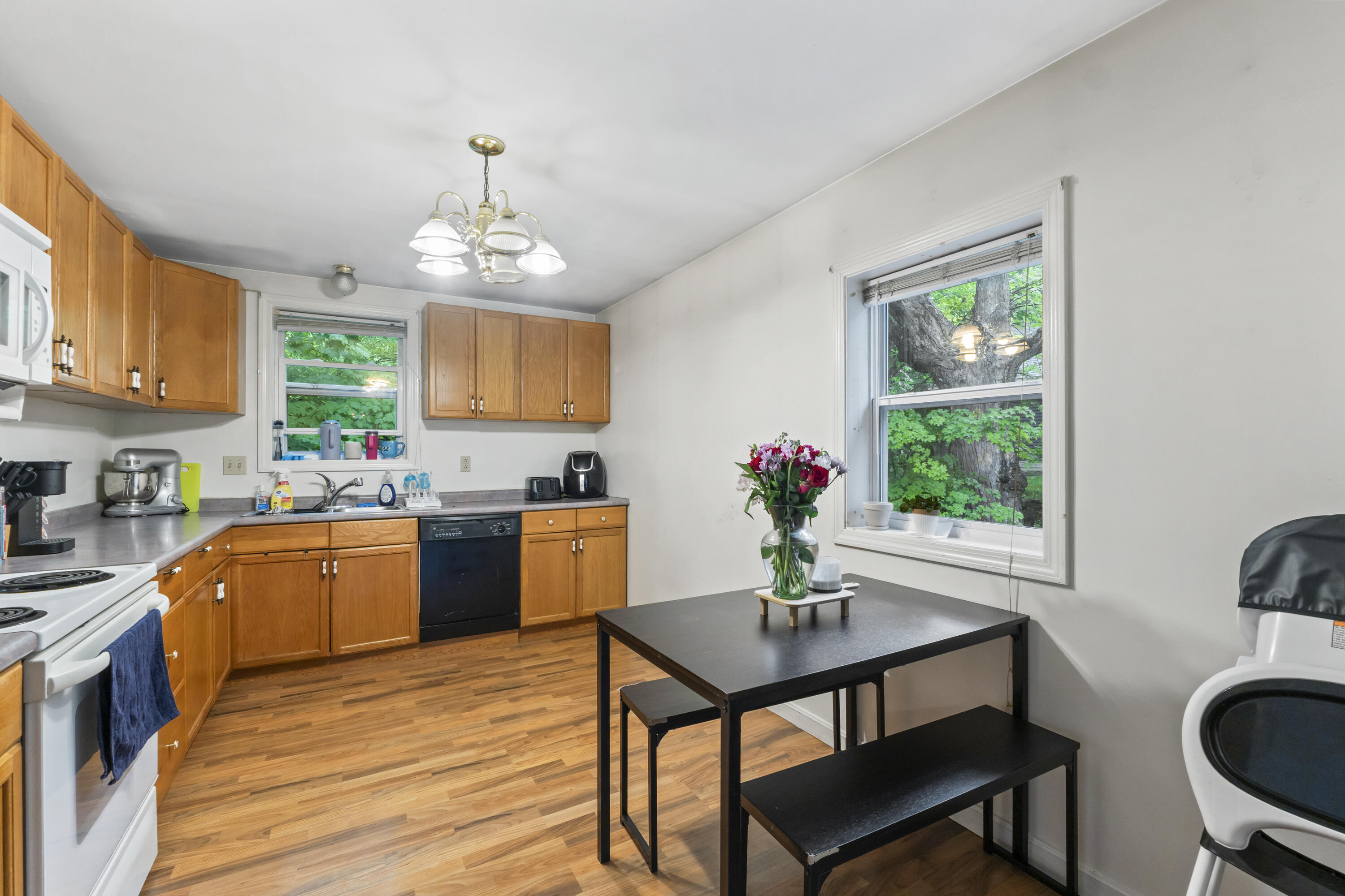 22 Spring Street Property Photo 34