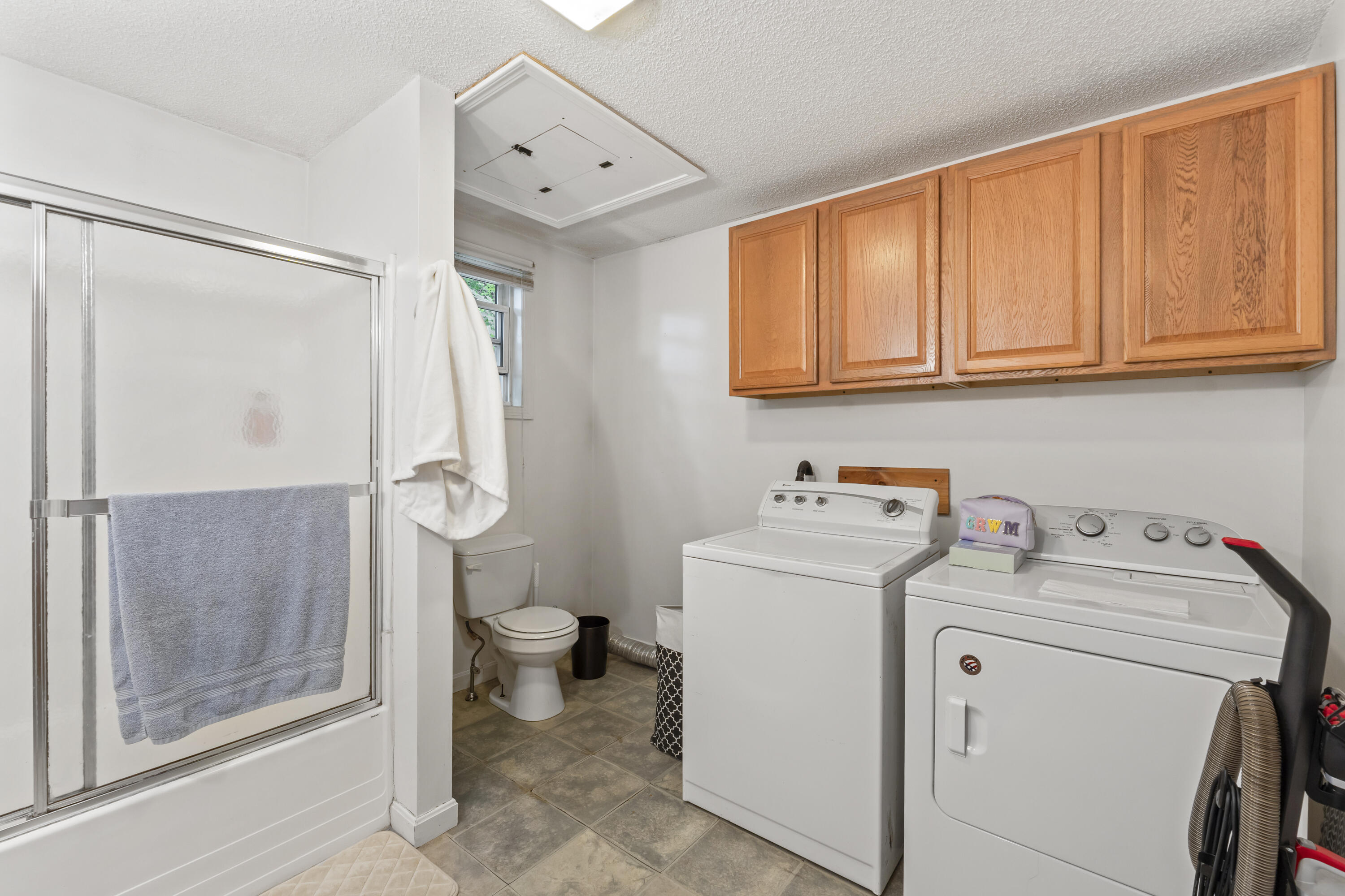 22 Spring Street Property Photo 44