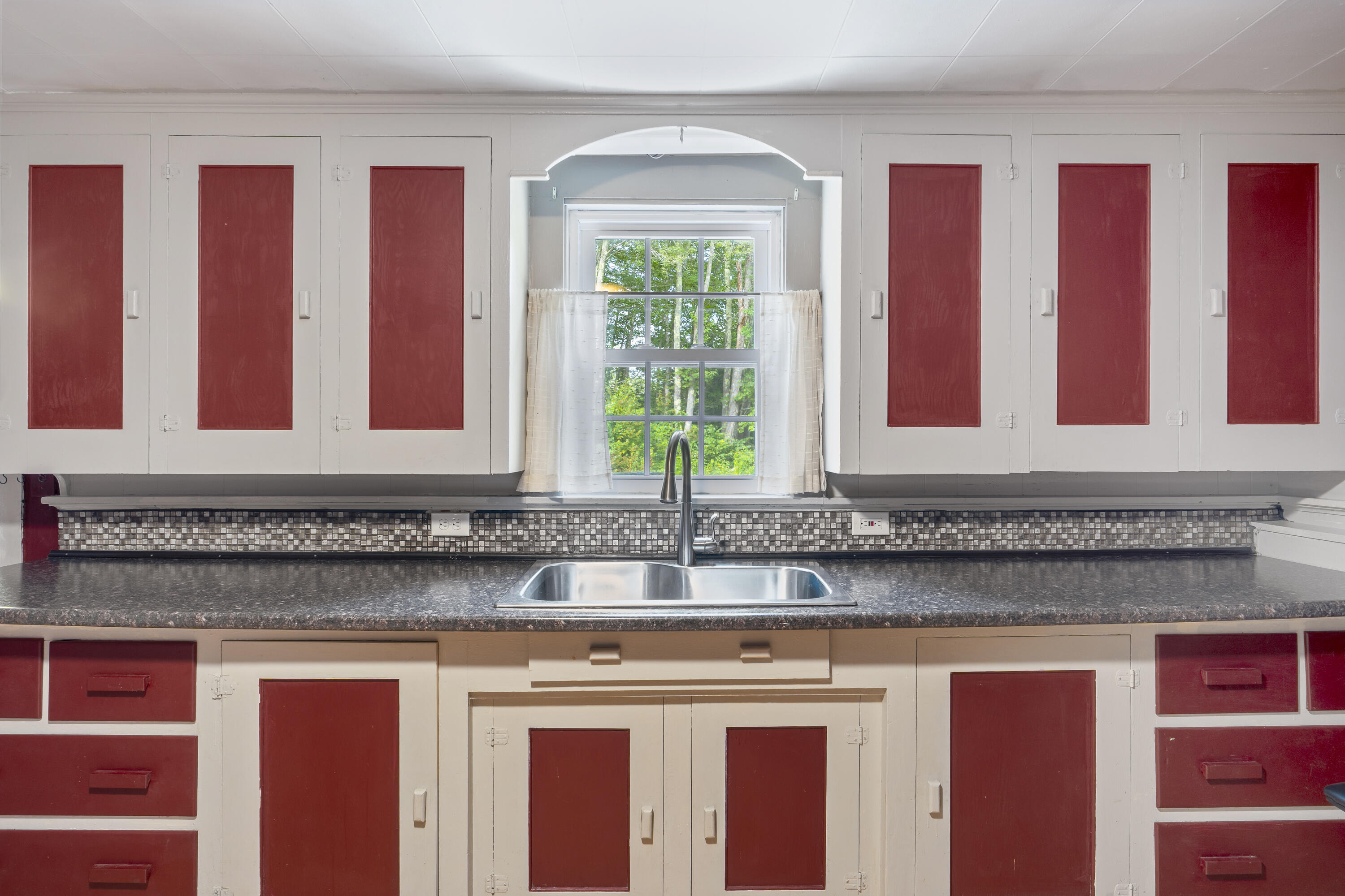 108 Middlesex Road Property Photo 2