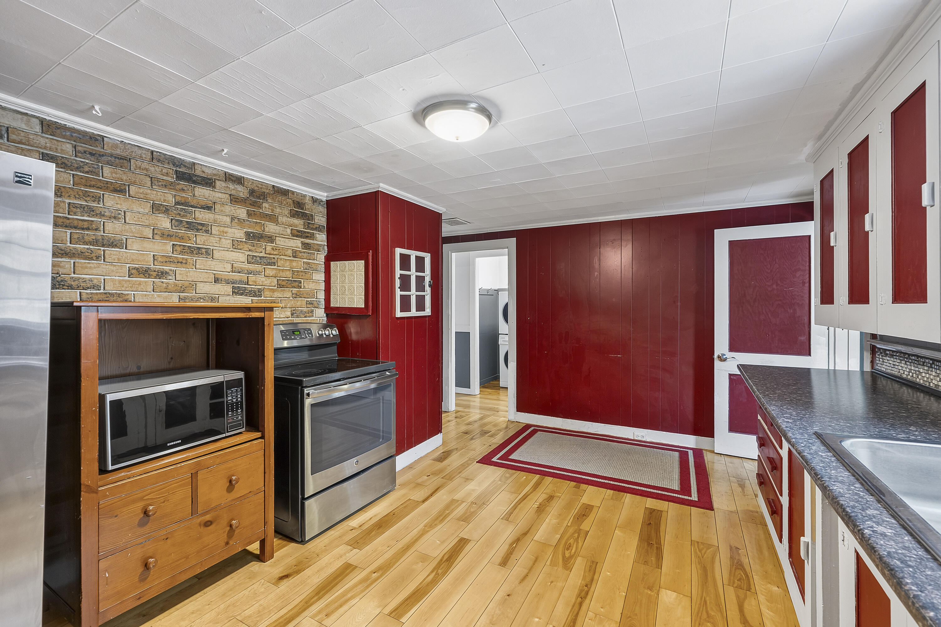 108 Middlesex Road Property Photo 4