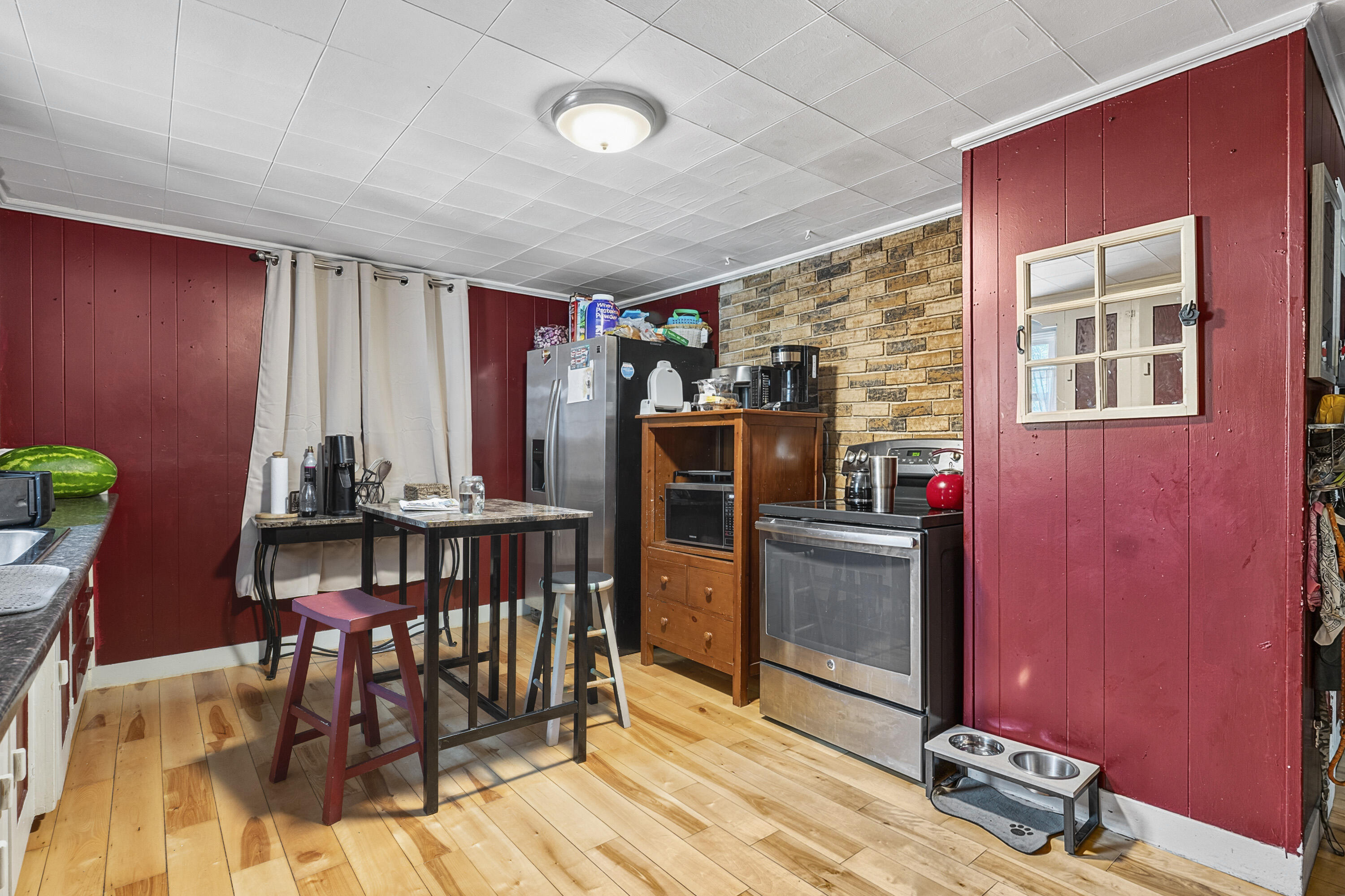 108 Middlesex Road Property Photo 9