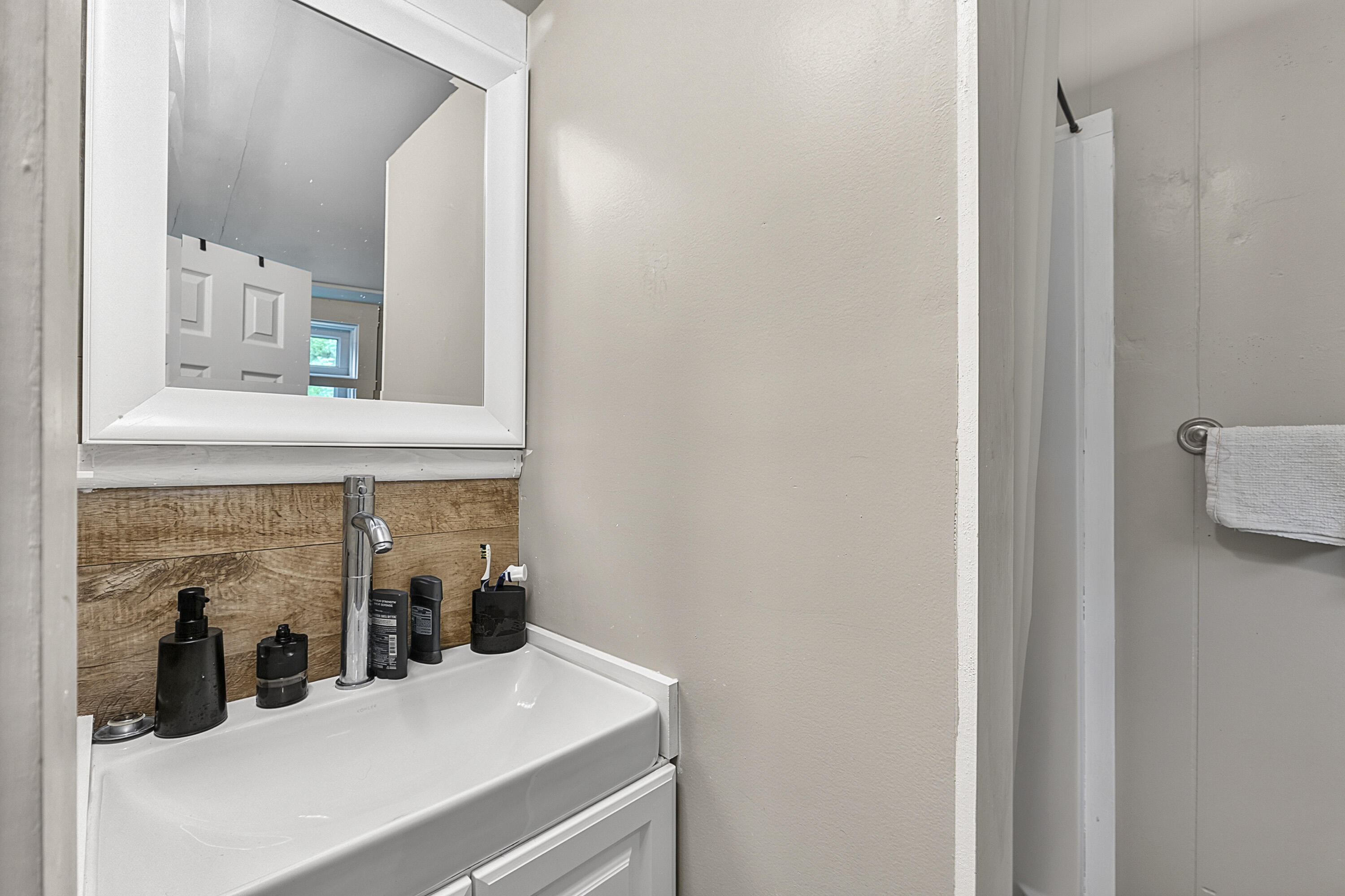 108 Middlesex Road Property Photo 25
