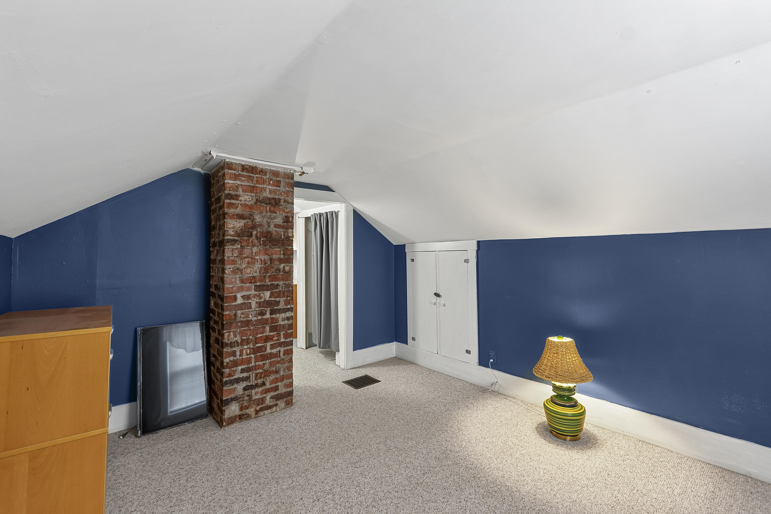 108 Middlesex Road Property Photo 35