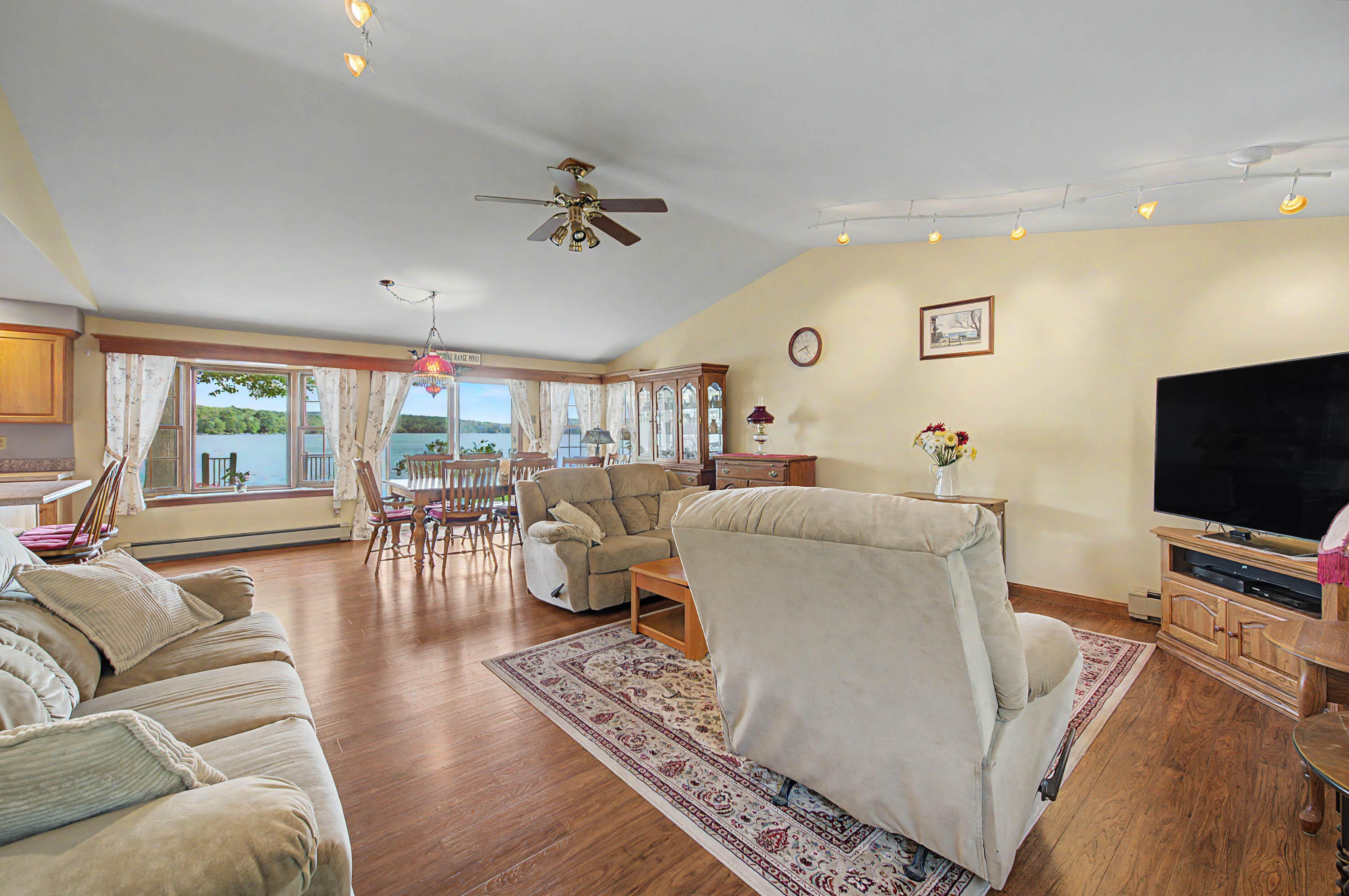 4 Schellinger Road Property Photo 6