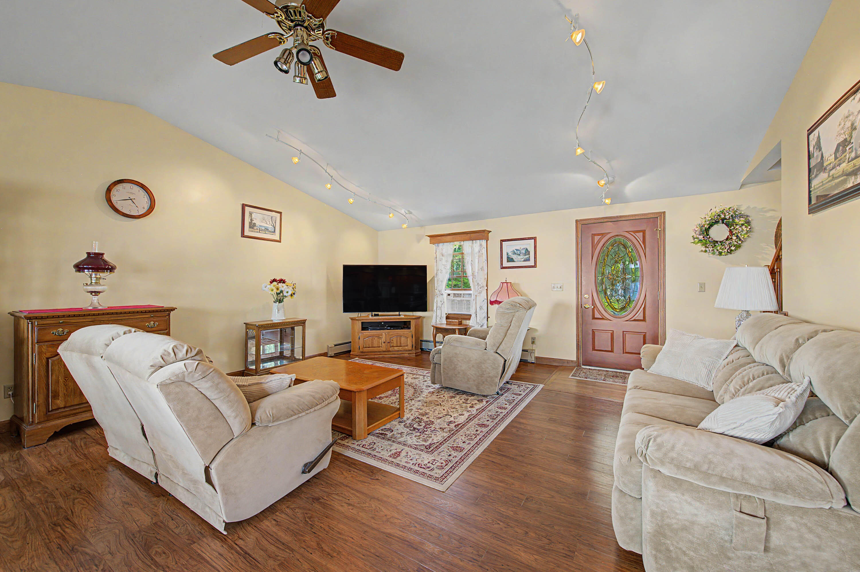 4 Schellinger Road Property Photo 7