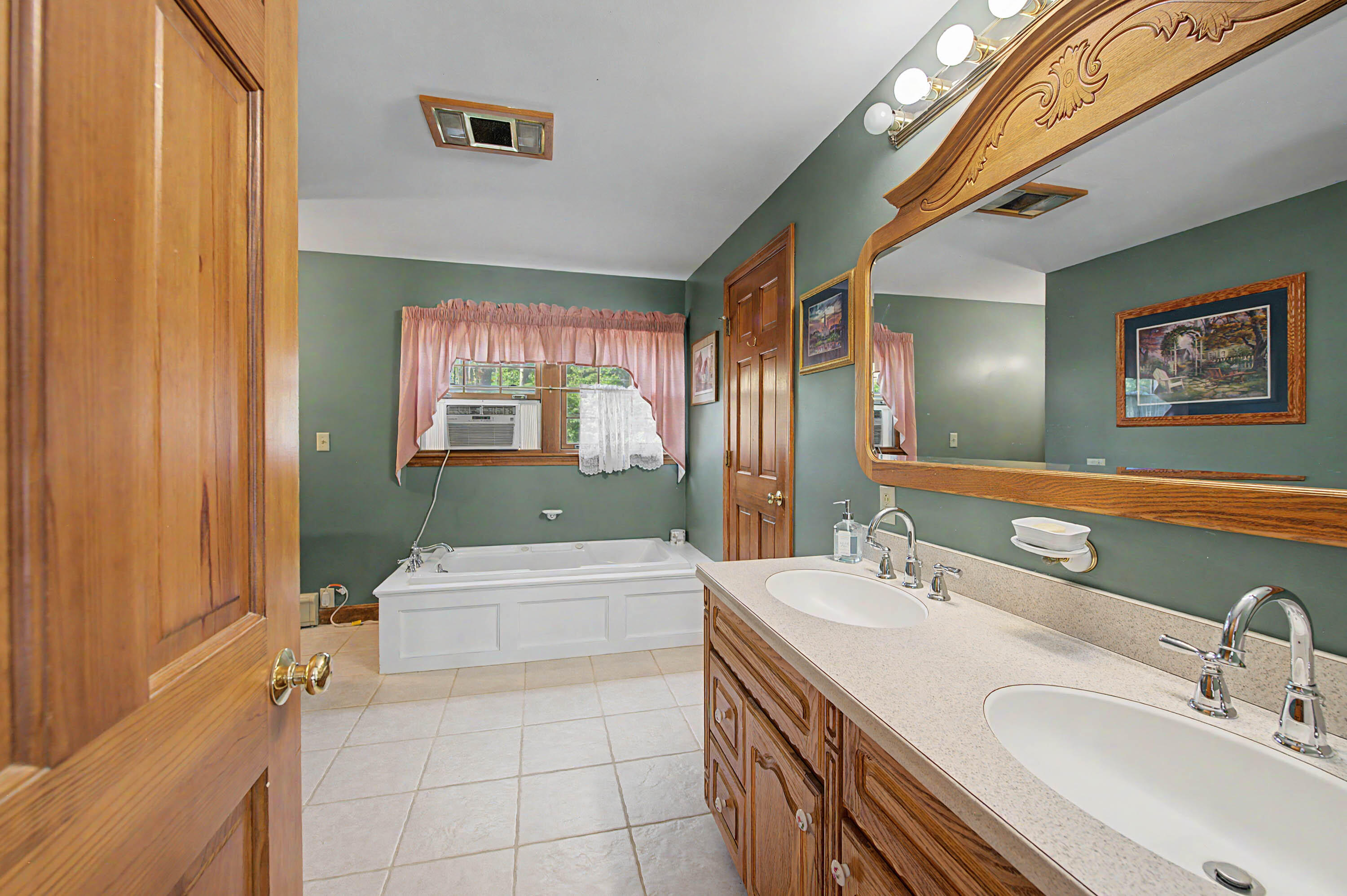 4 Schellinger Road Property Photo 24