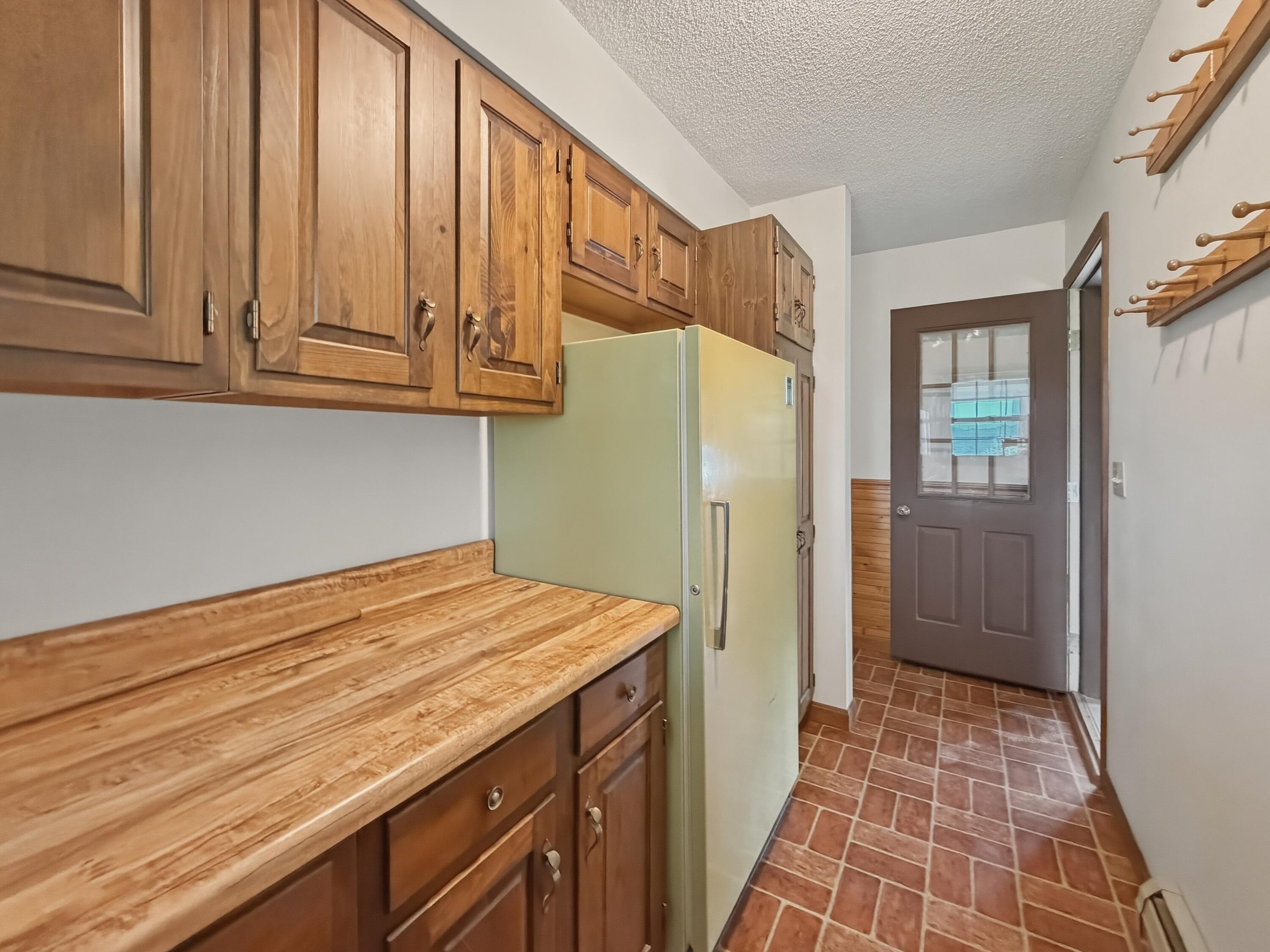 272 Hamlin Road Property Photo 17