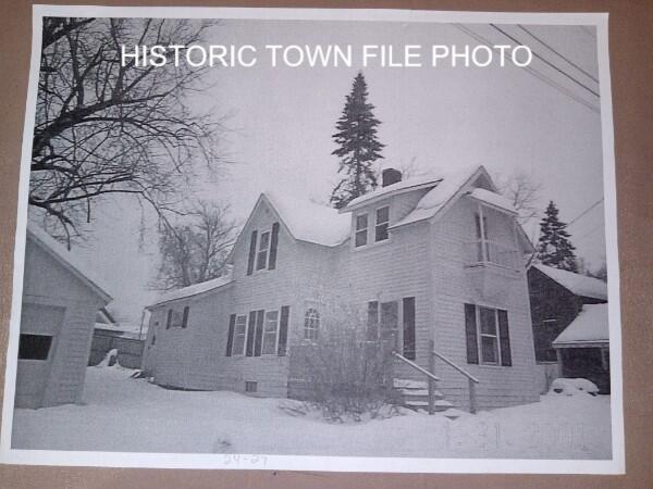 6 School Street Property Photo 11