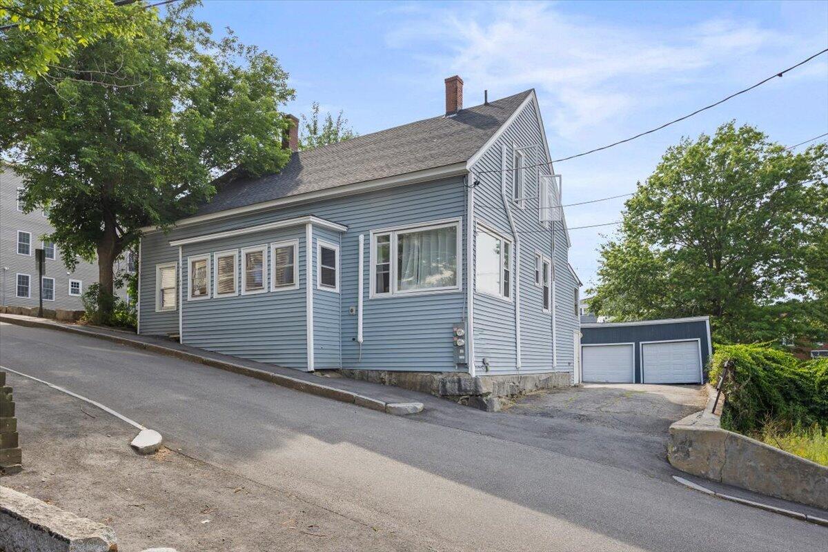 8 Piersons Lane Property Photo 1
