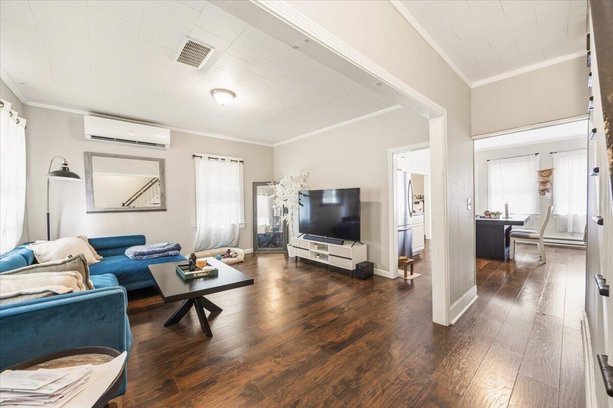 8 Piersons Lane Property Photo 5