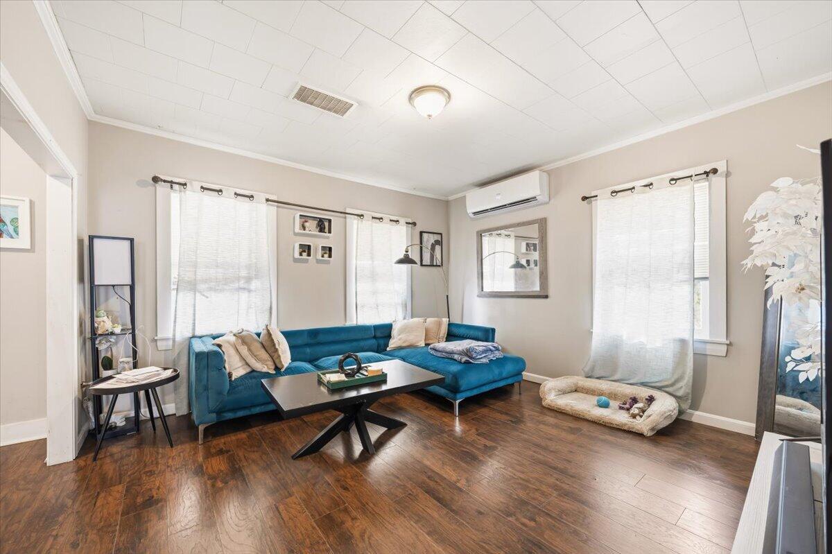 8 Piersons Lane Property Photo 6