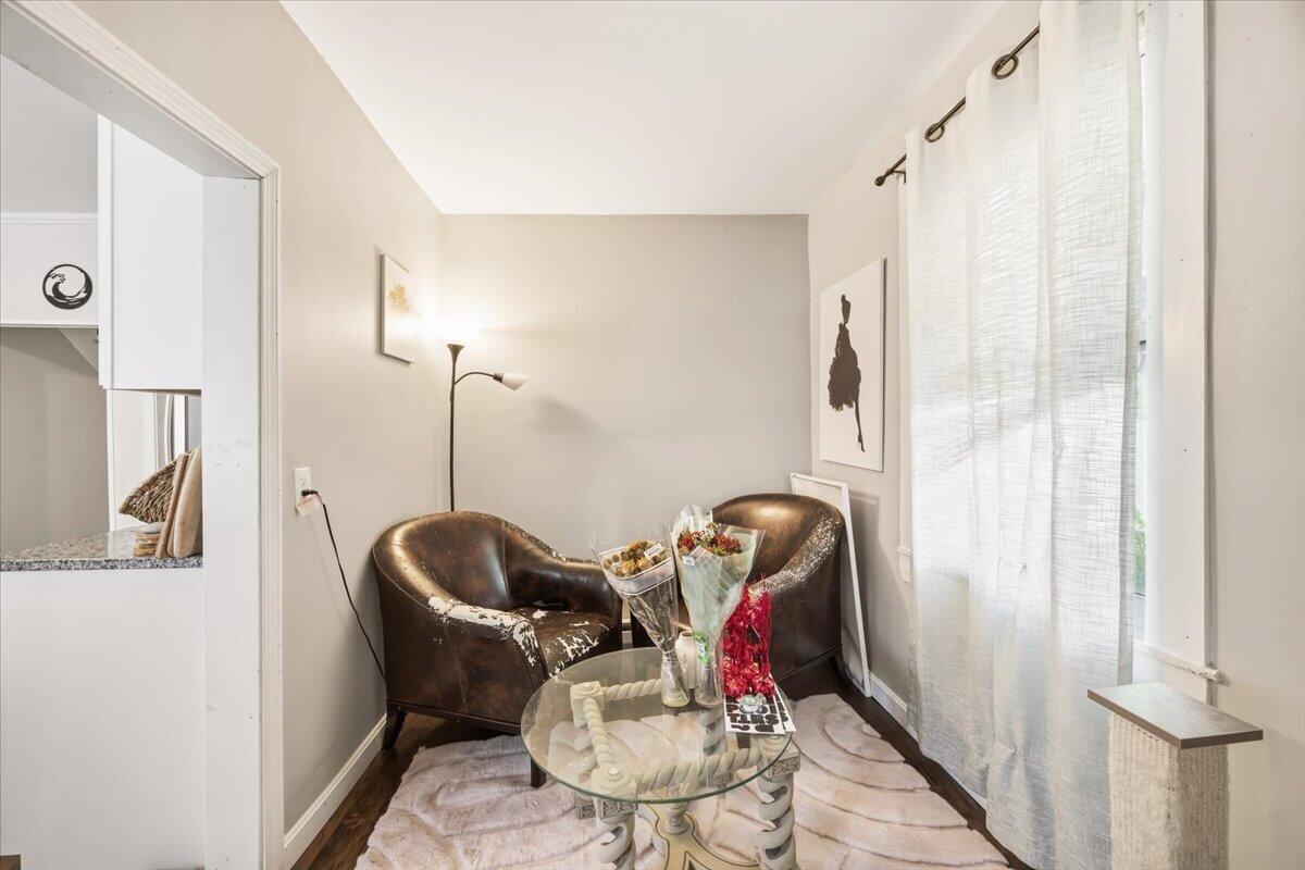 8 Piersons Lane Property Photo 11