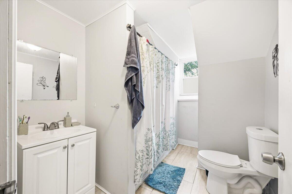 8 Piersons Lane Property Photo 12