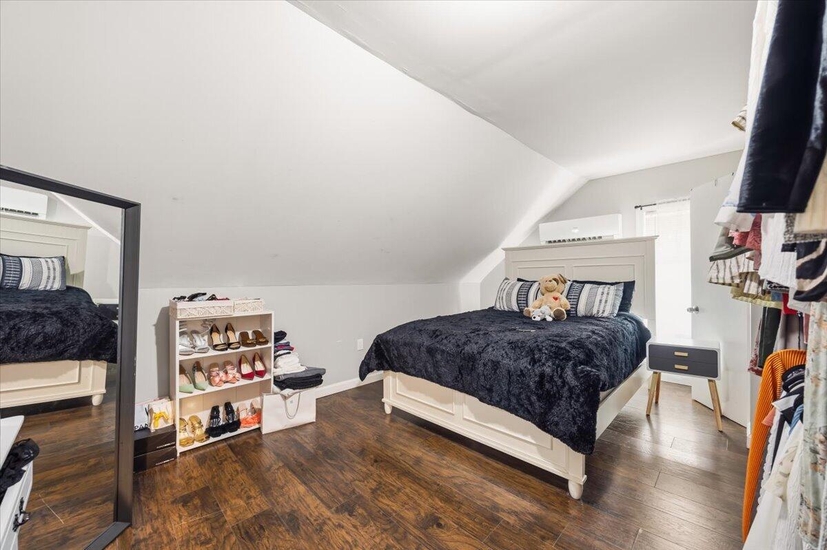 8 Piersons Lane Property Photo 13