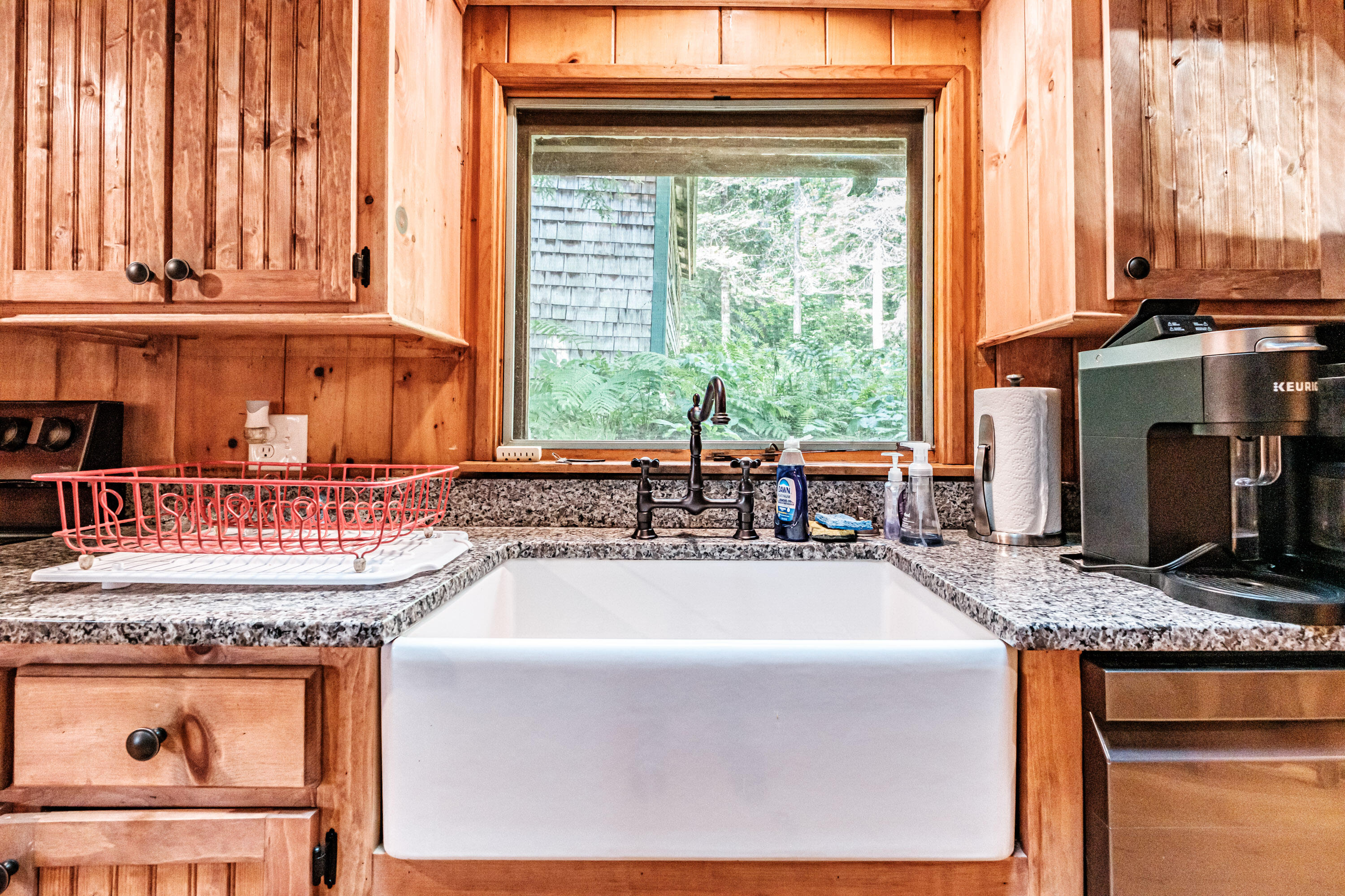 28 Pine Tree Road Property Photo 8