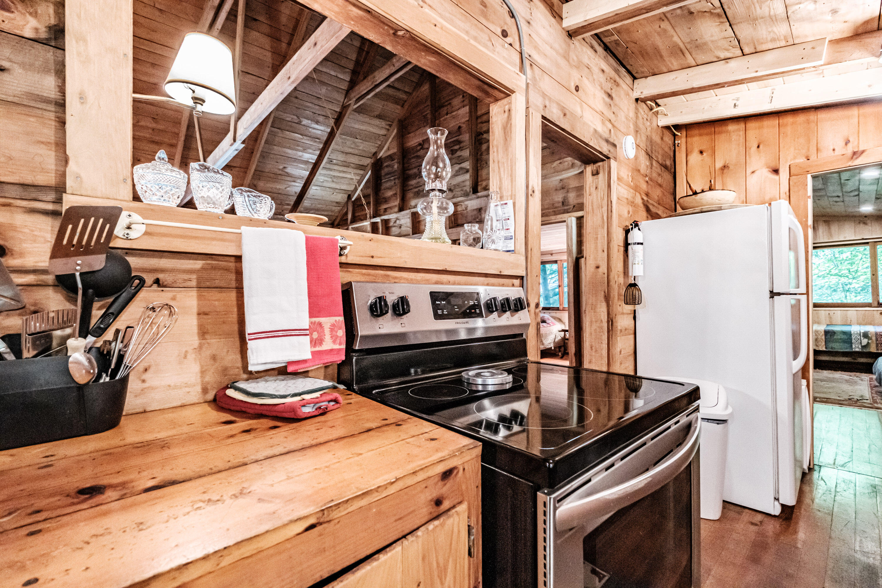 28 Pine Tree Road Property Photo 55