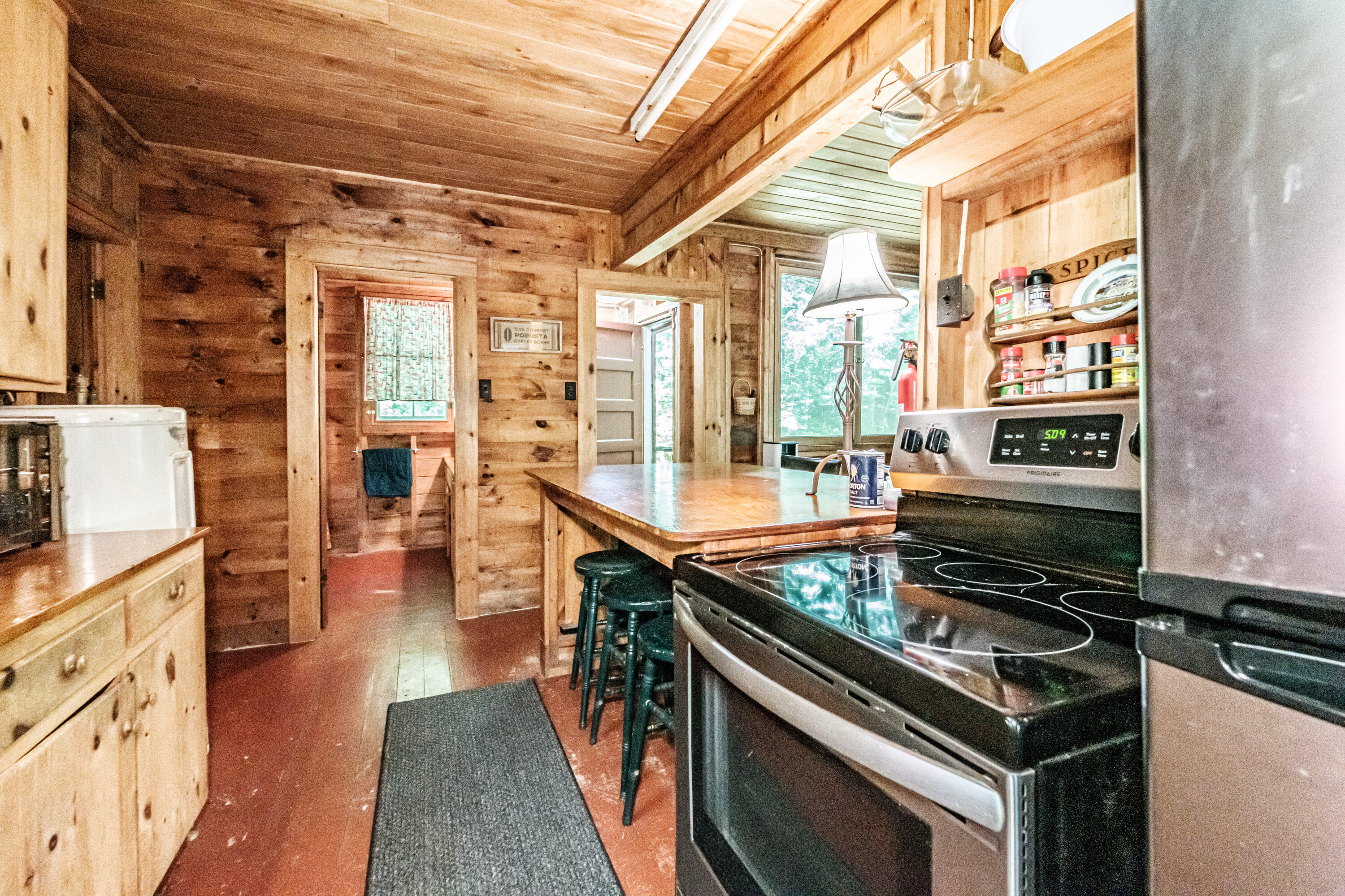 28 Pine Tree Road Property Photo 83