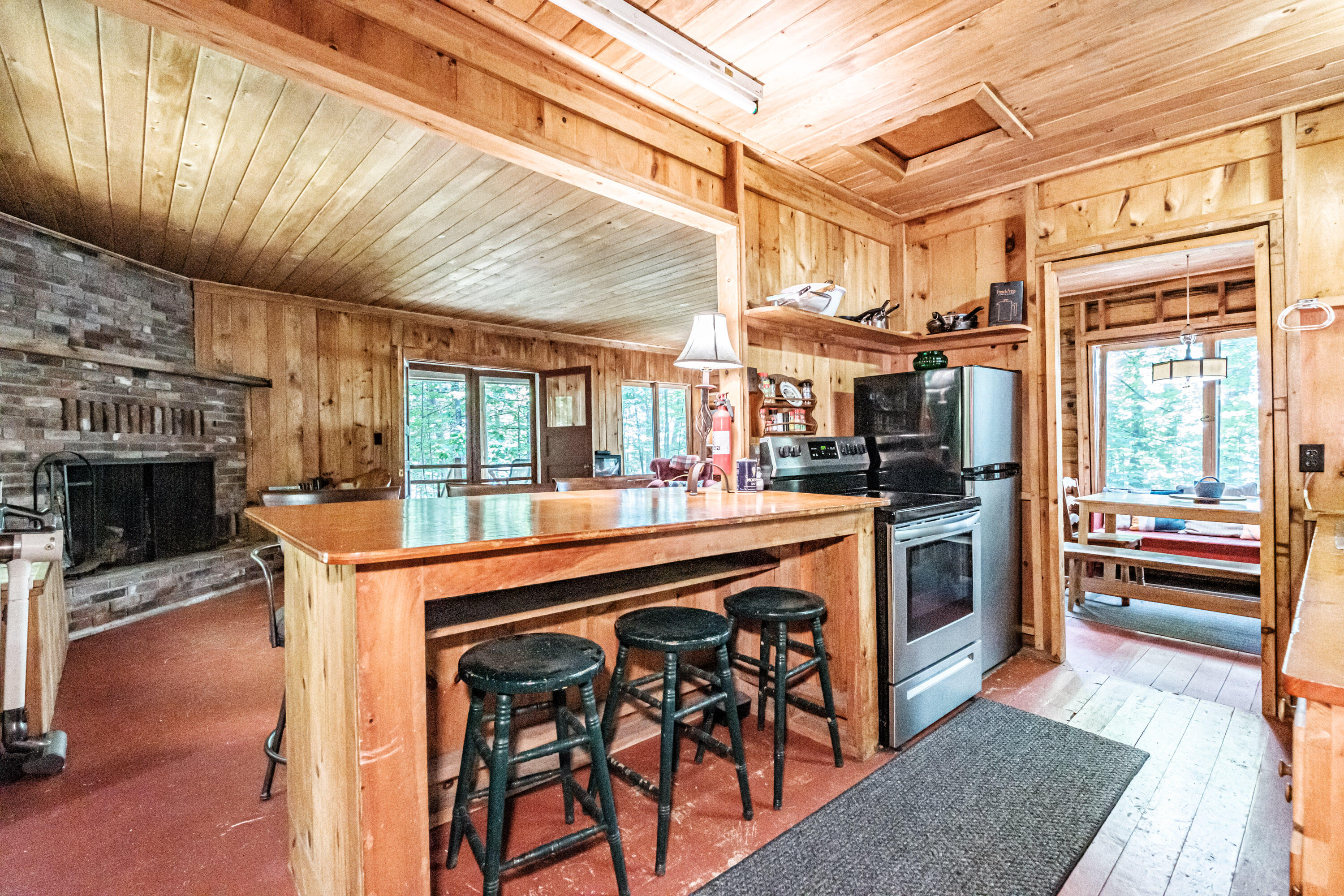 28 Pine Tree Road Property Photo 84