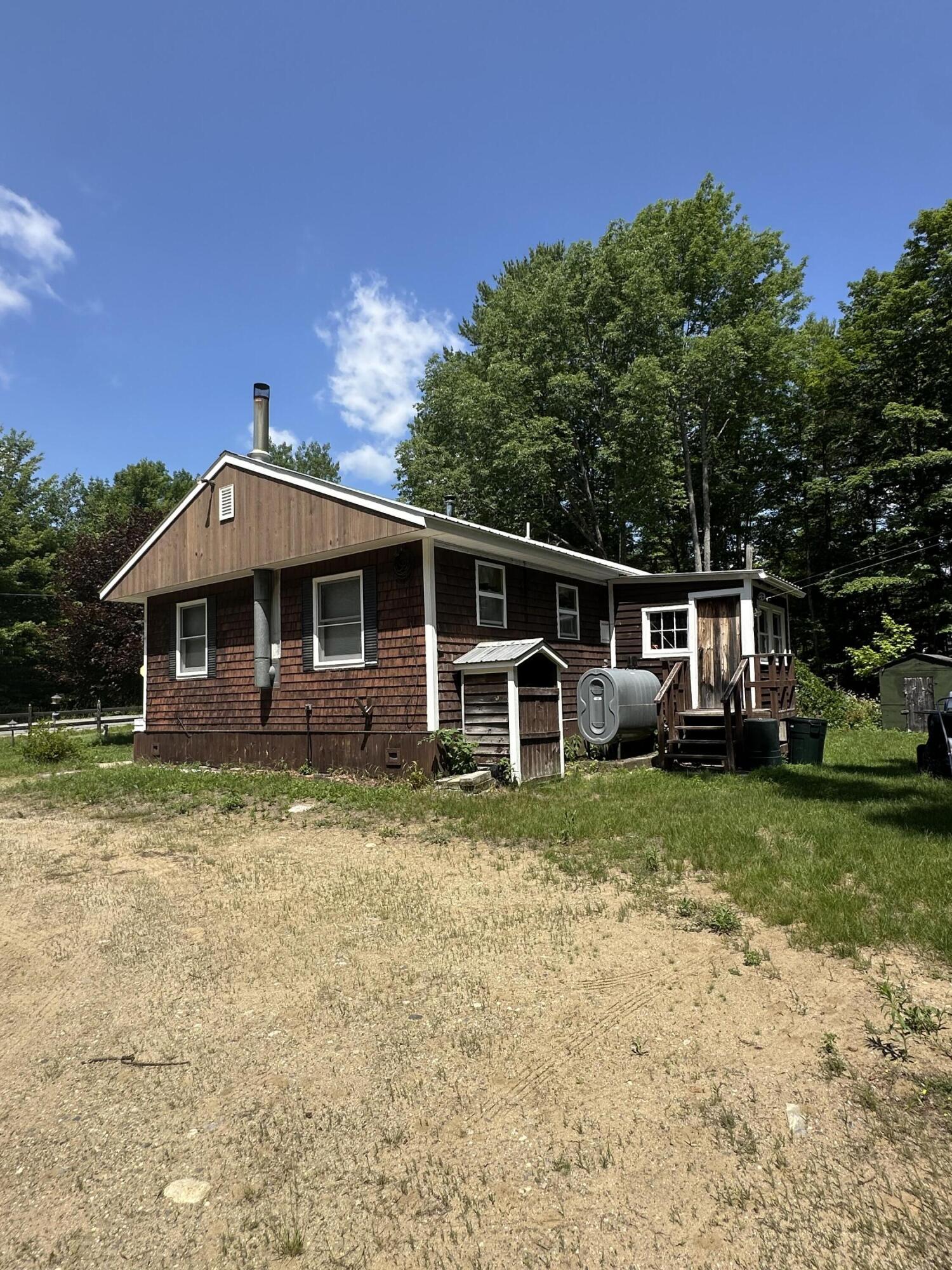 605 E Jay Road Property Photo 3