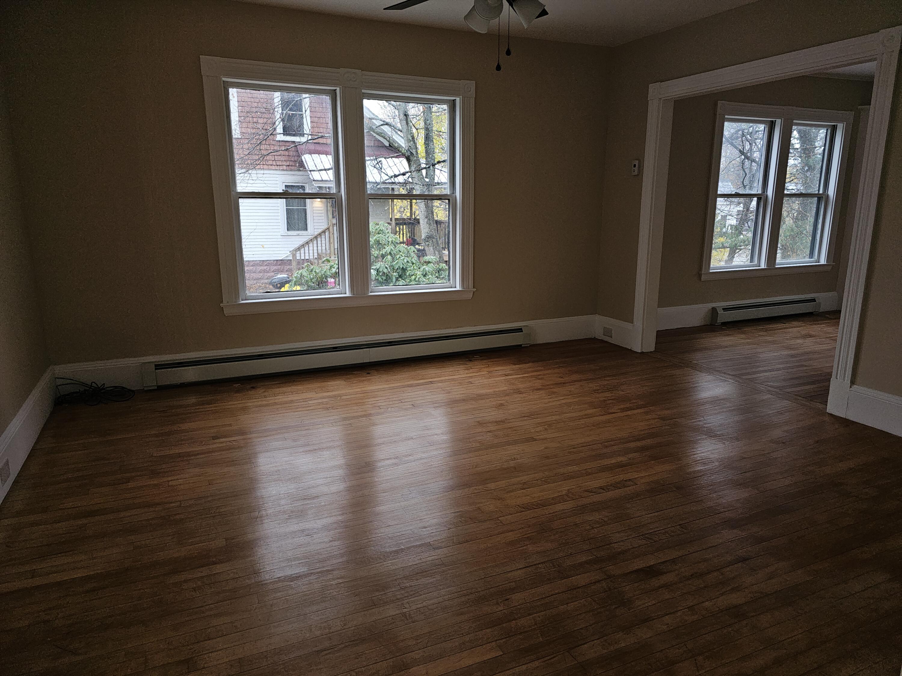 48 Pine Street Property Photo 8