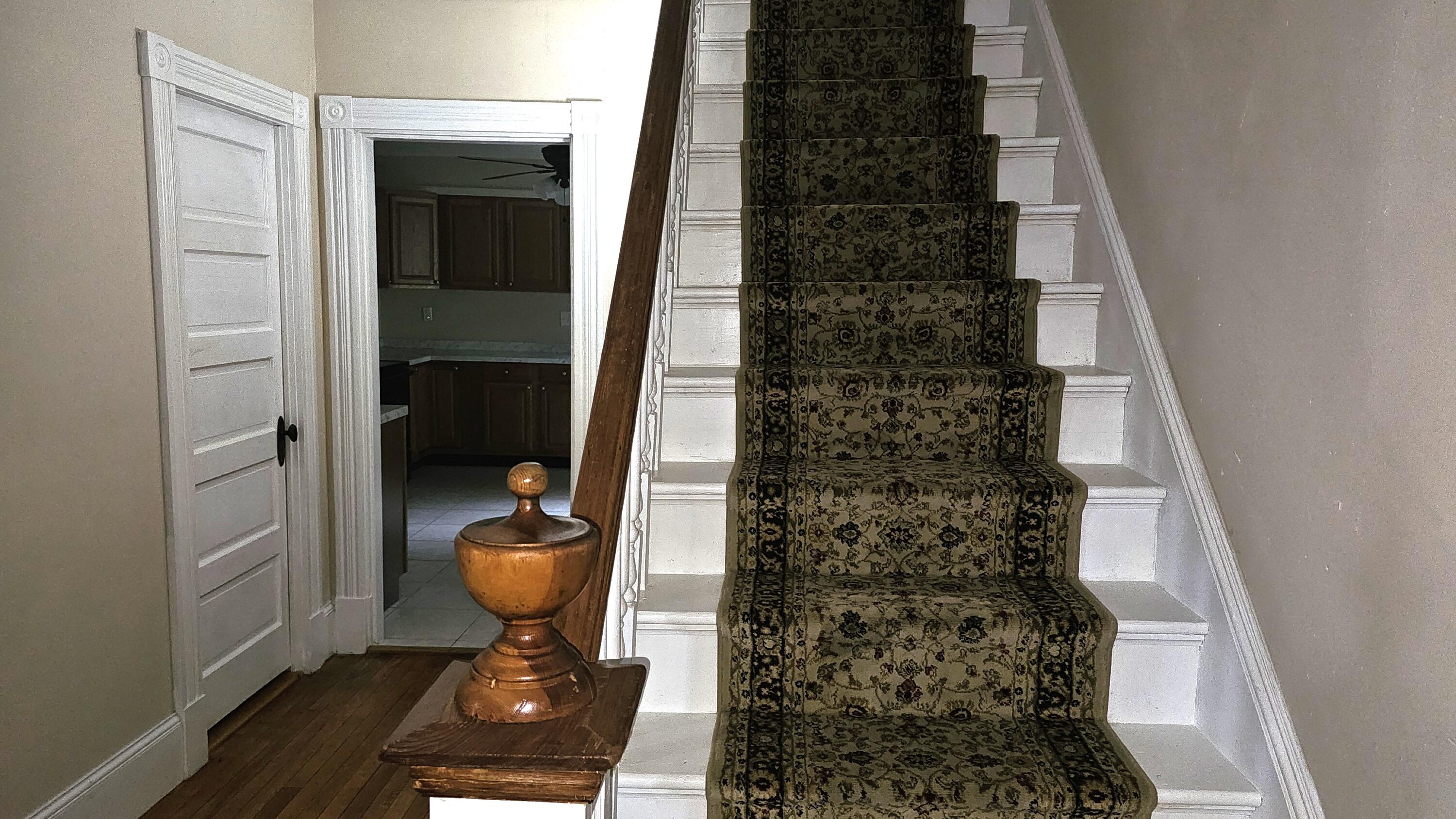 48 Pine Street Property Photo 15