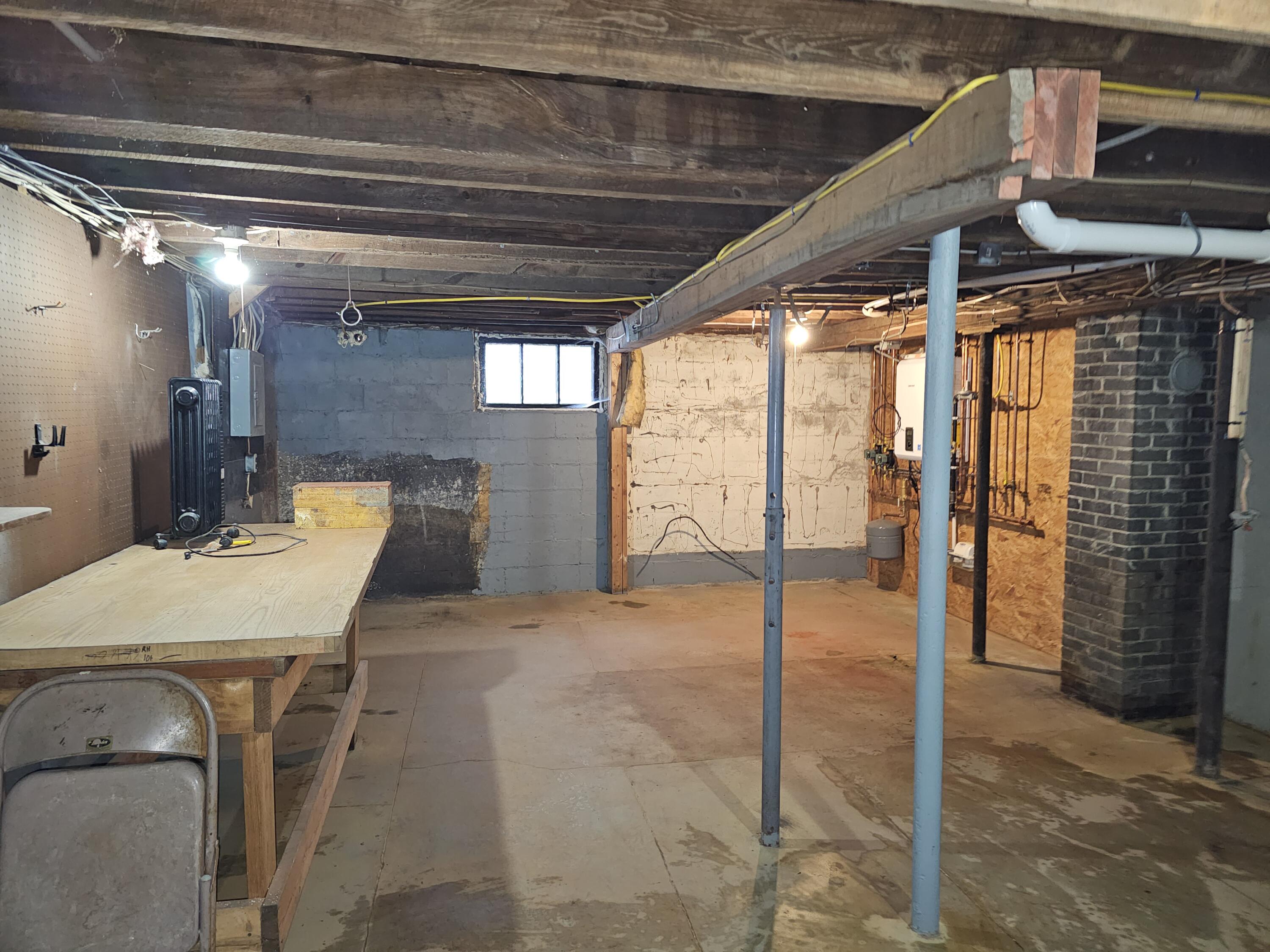 48 Pine Street Property Photo 35