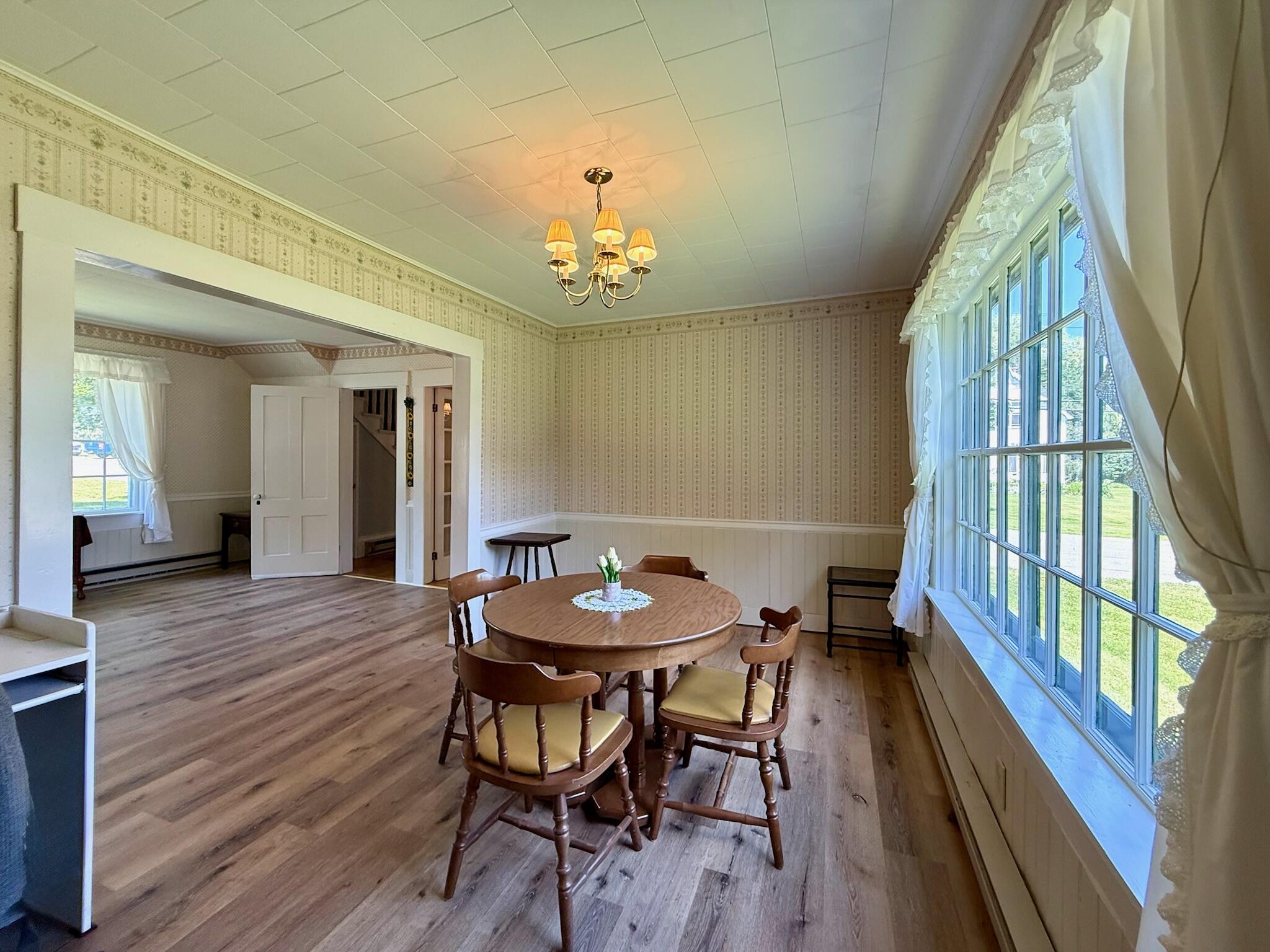 52 Calais Avenue Property Photo 23