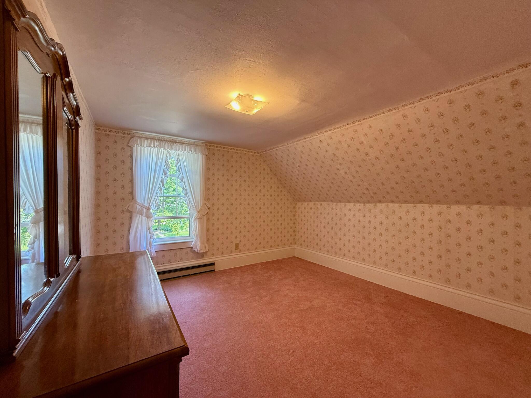 52 Calais Avenue Property Photo 47