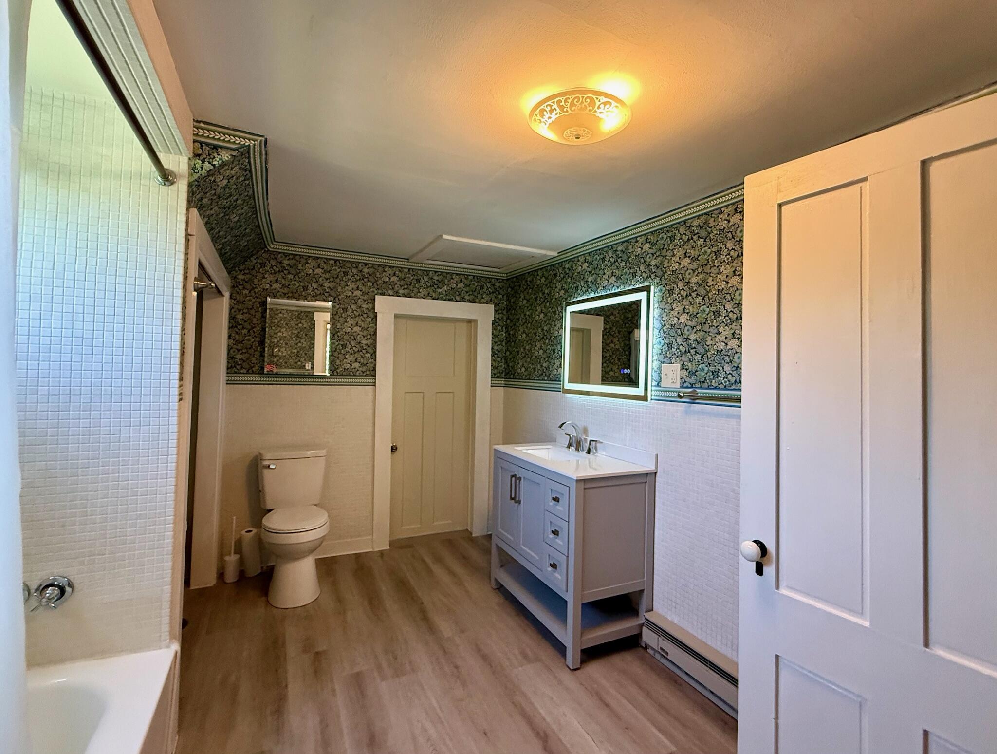 52 Calais Avenue Property Photo 57