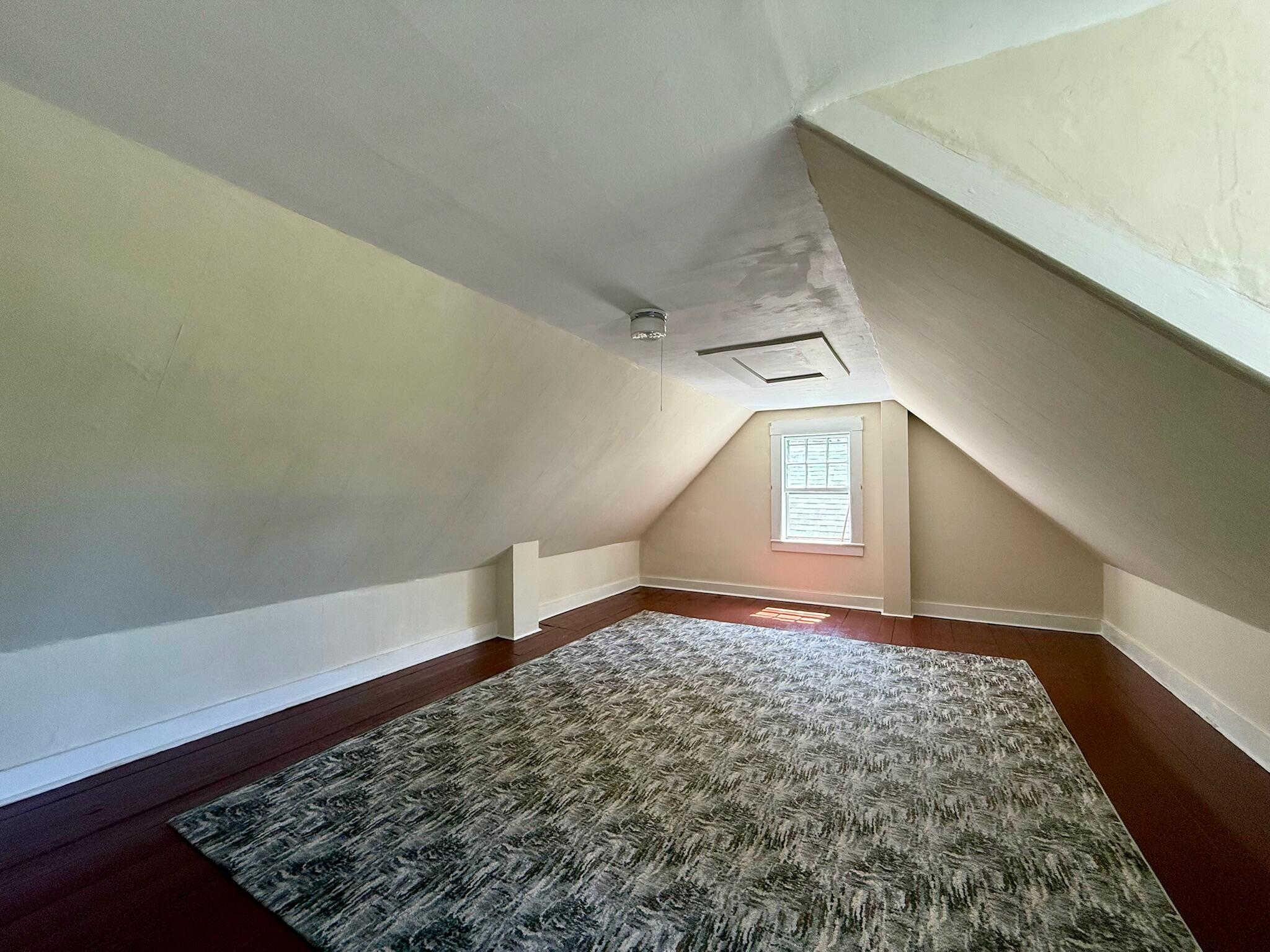 52 Calais Avenue Property Photo 61