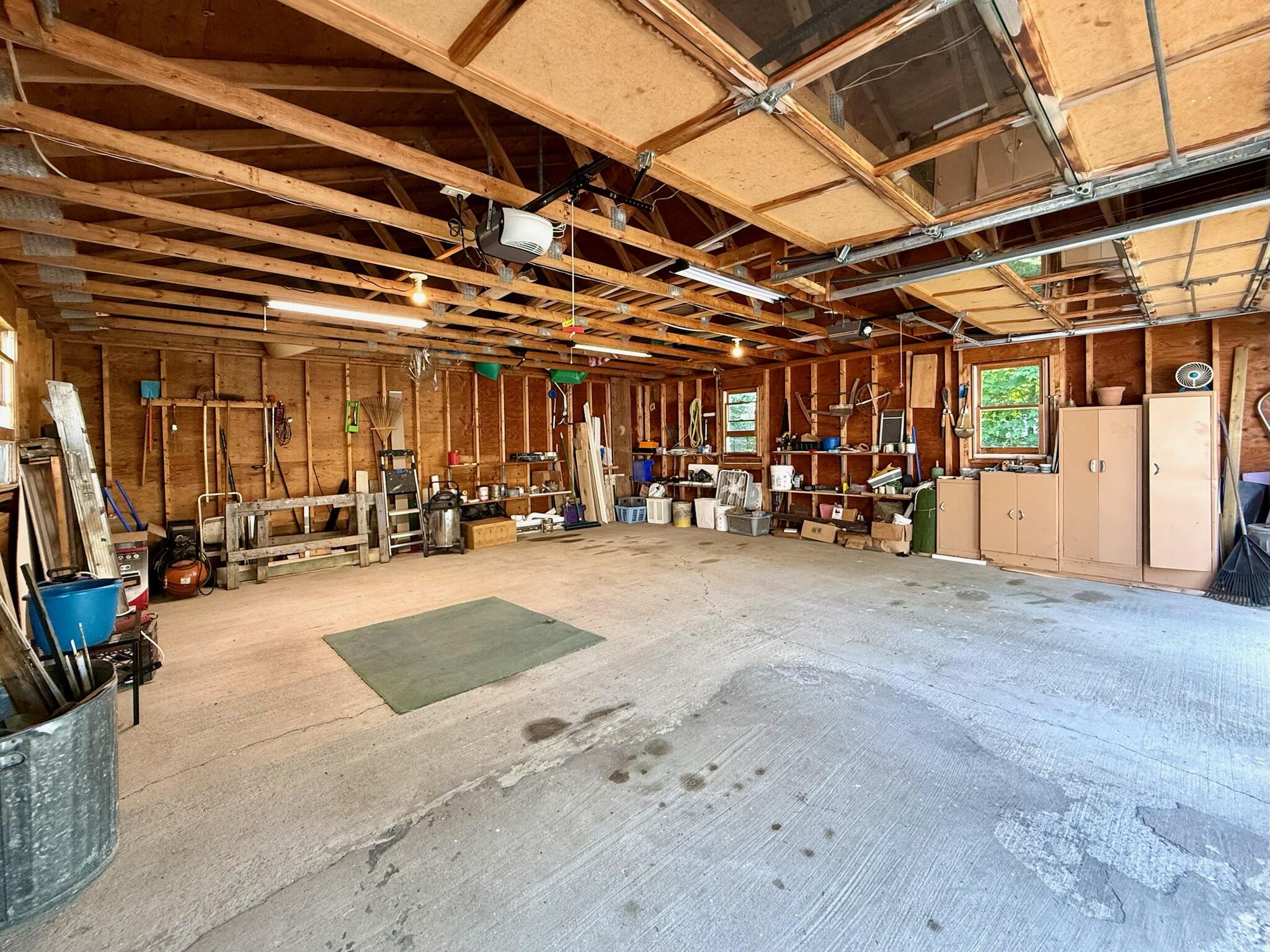 52 Calais Avenue Property Photo 76