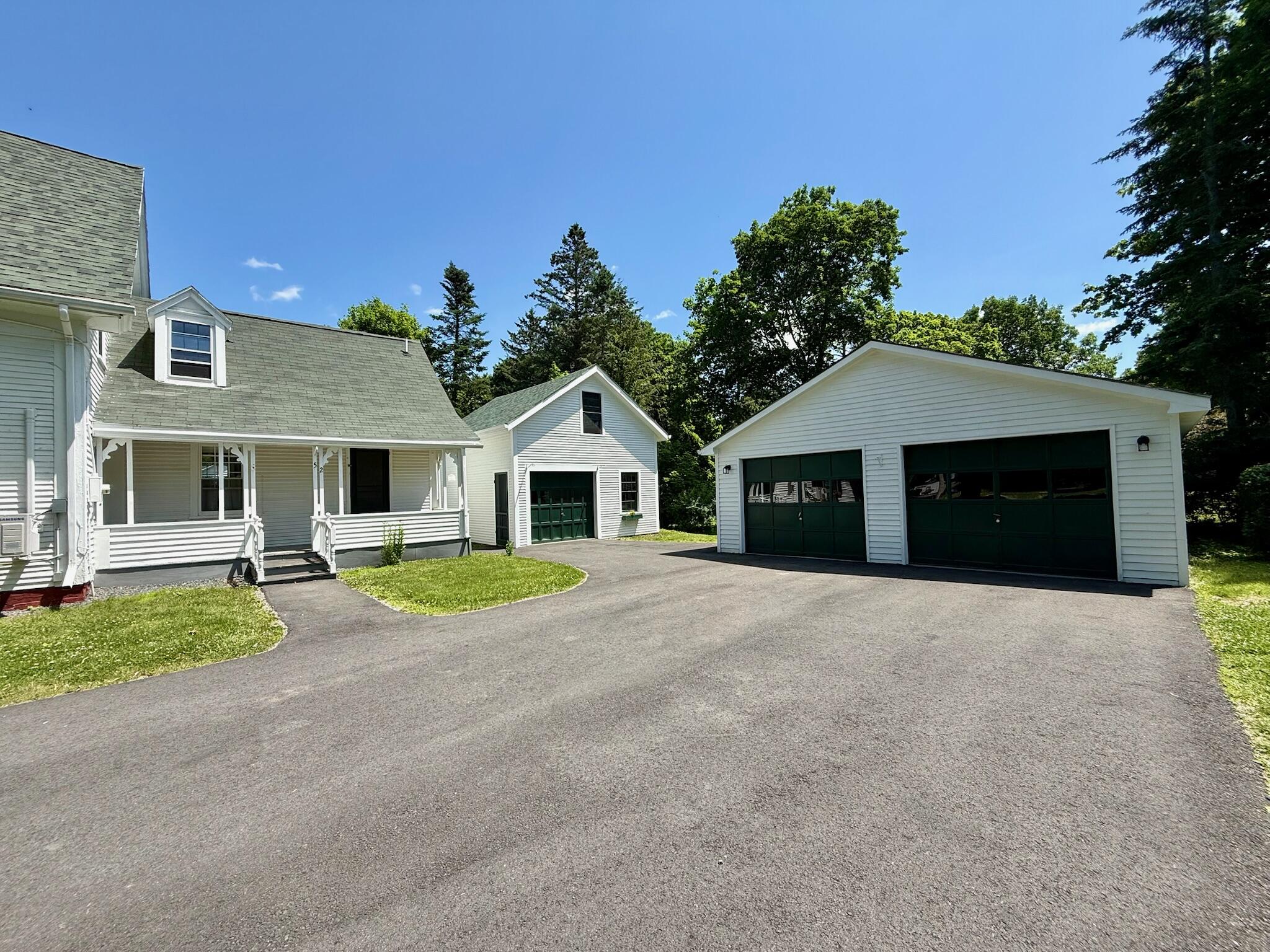 52 Calais Avenue Property Photo 78