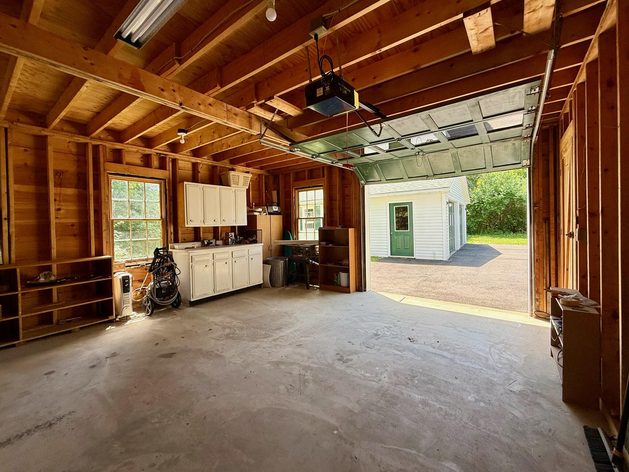 52 Calais Avenue Property Photo 84