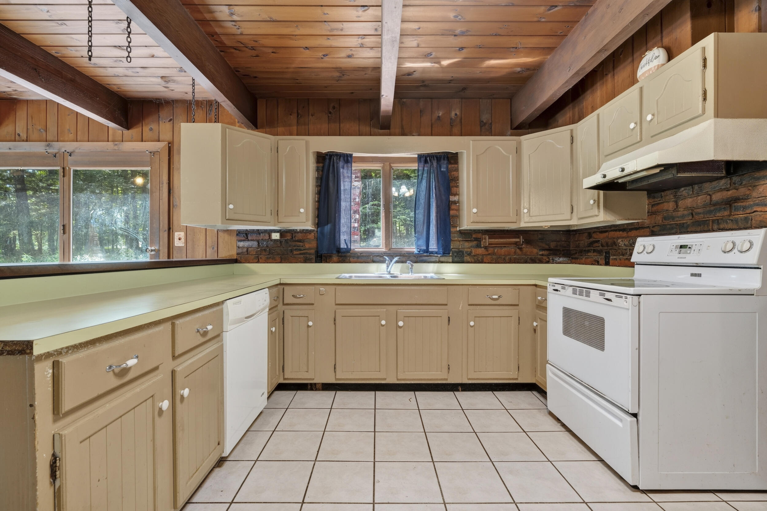 466 Elm Hill Road Property Photo 21