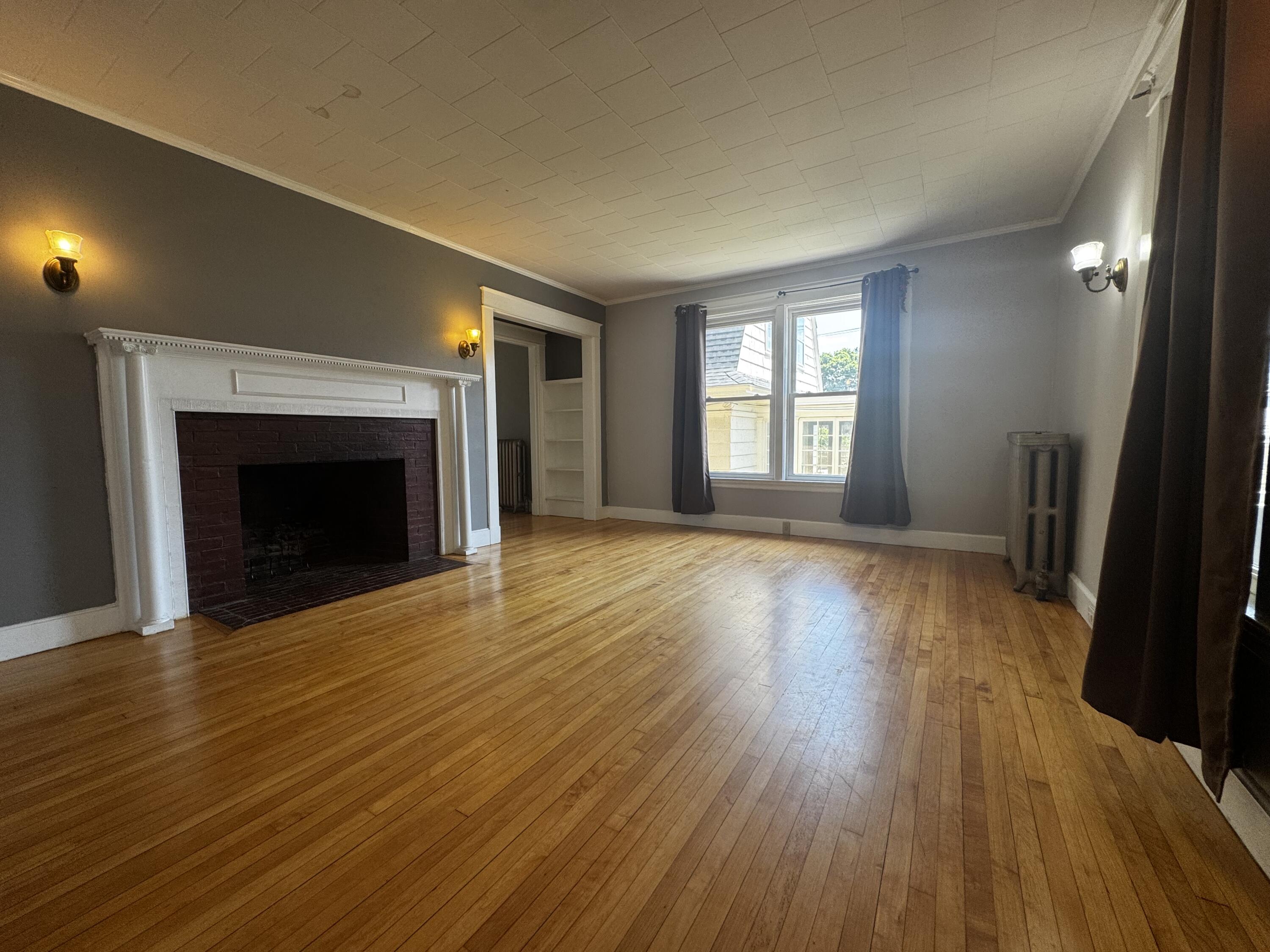 215 French Street Property Photo 8