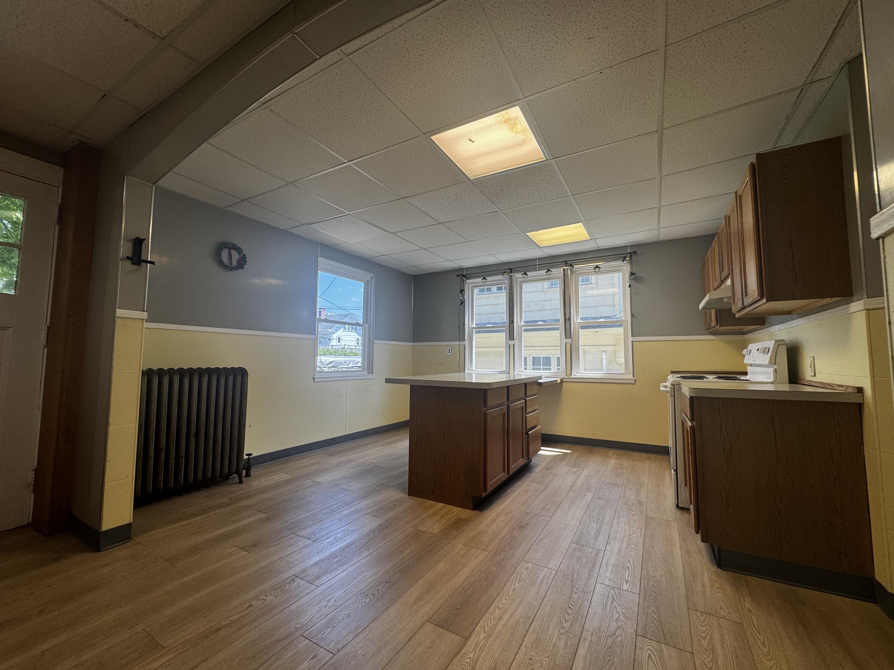 215 French Street Property Photo 13