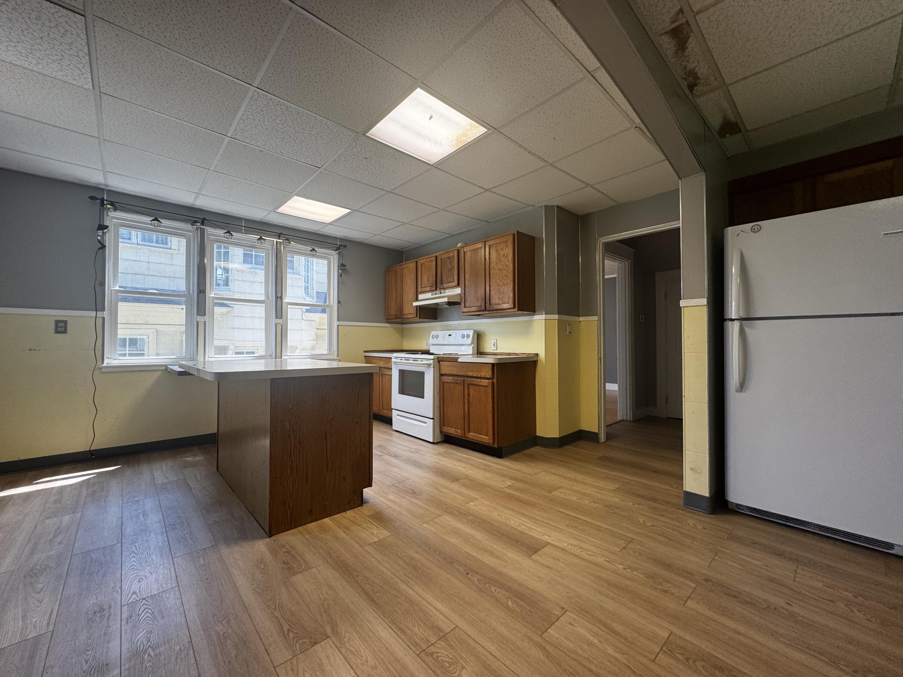 215 French Street Property Photo 14