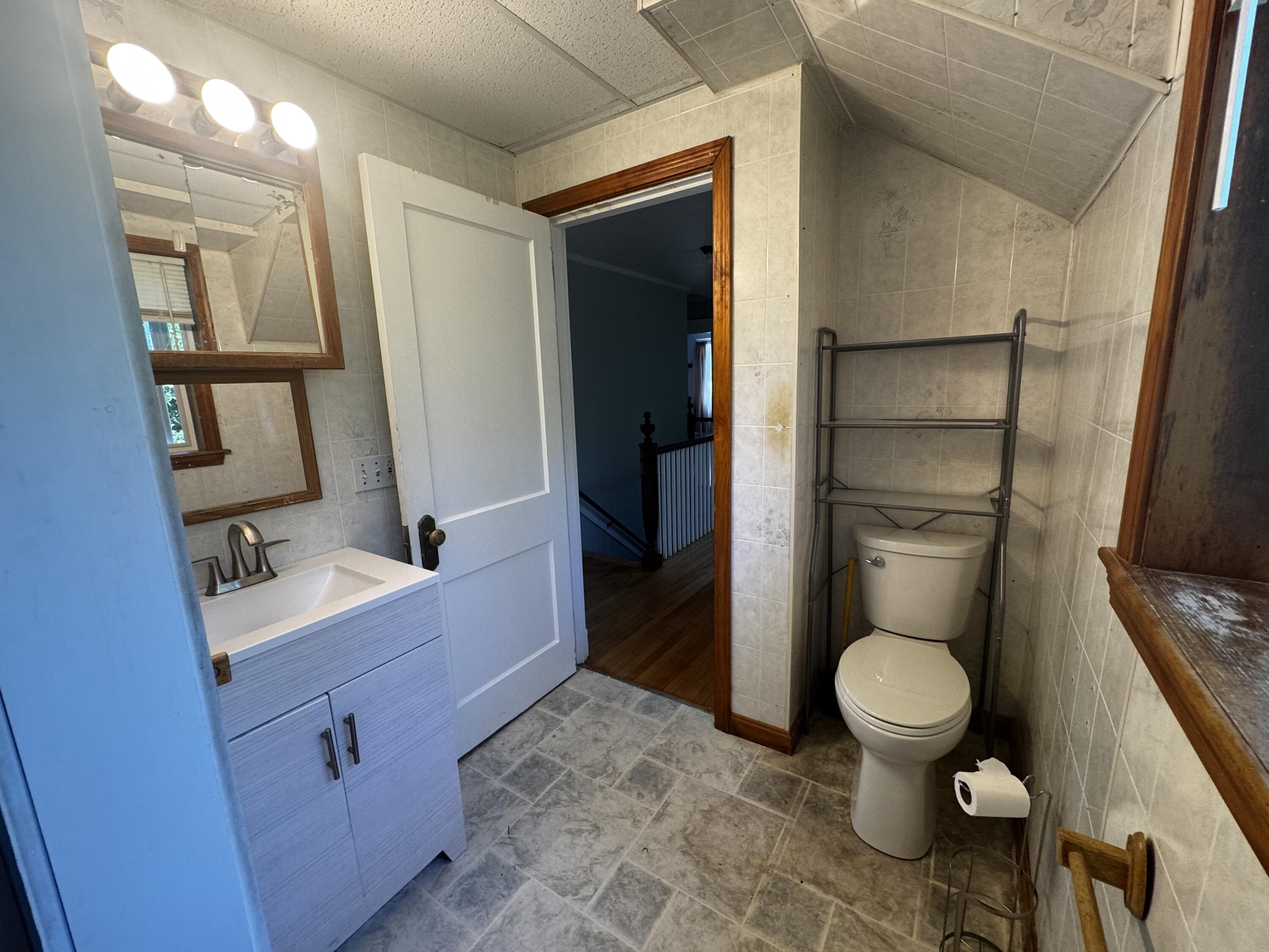 215 French Street Property Photo 24