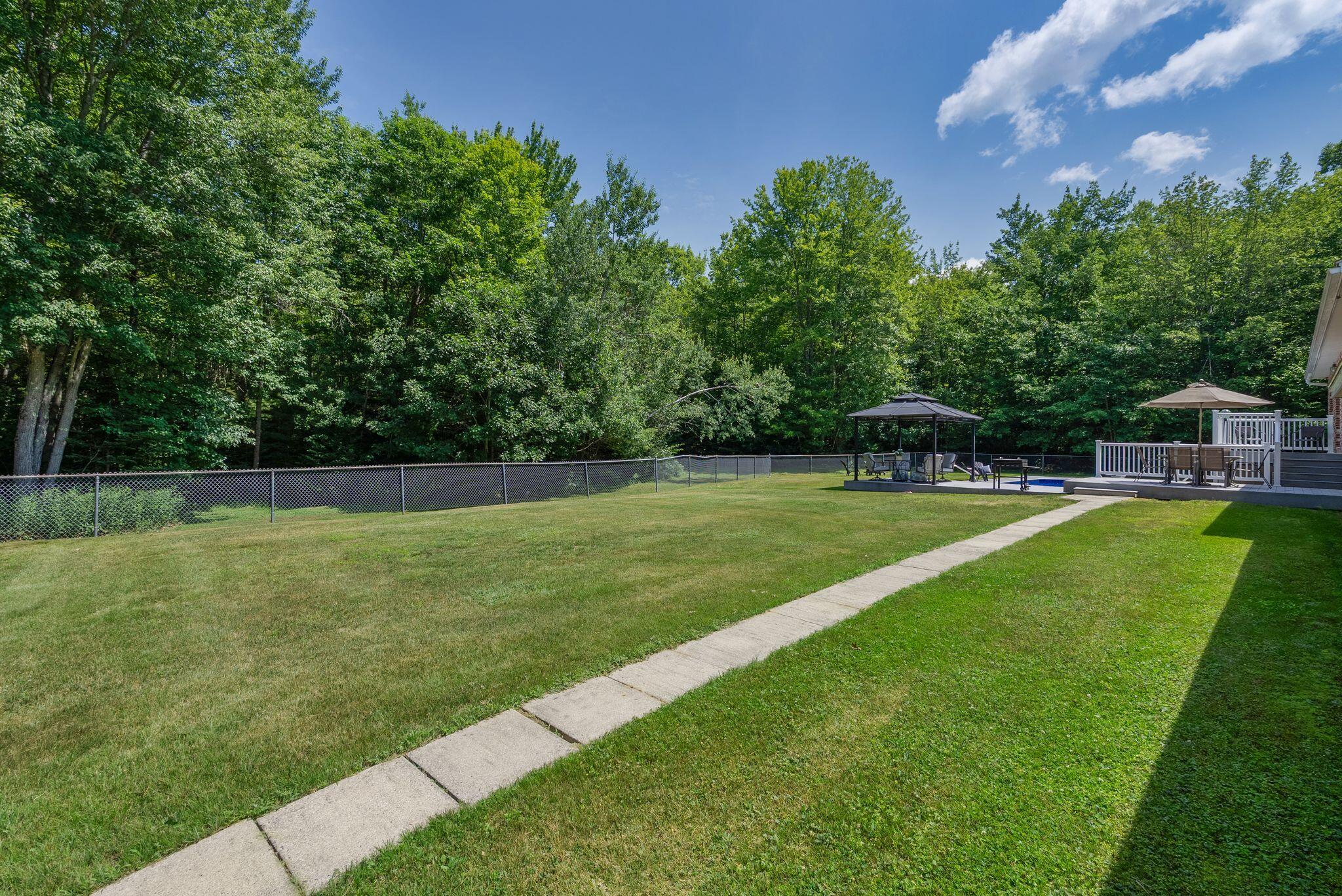 28 Edgecomb Road Property Photo 6