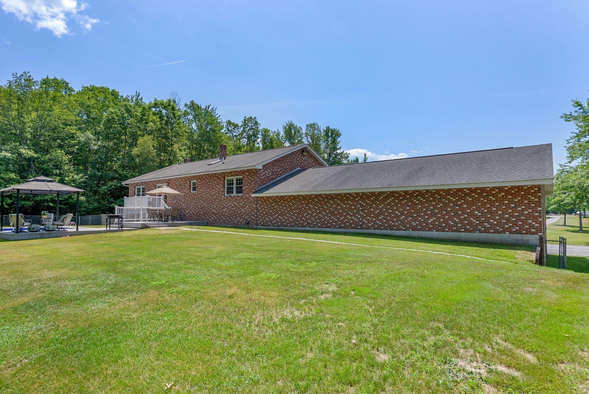 28 Edgecomb Road Property Photo 8