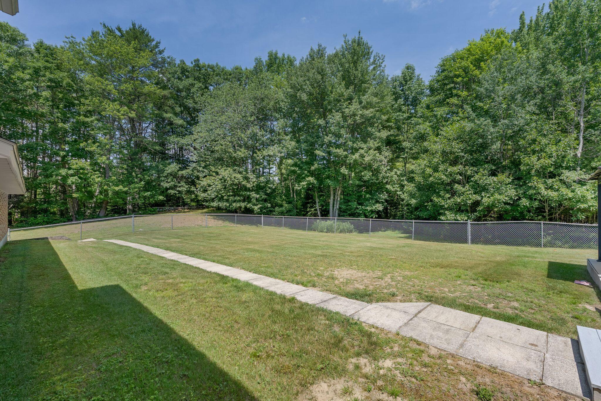 28 Edgecomb Road Property Photo 18