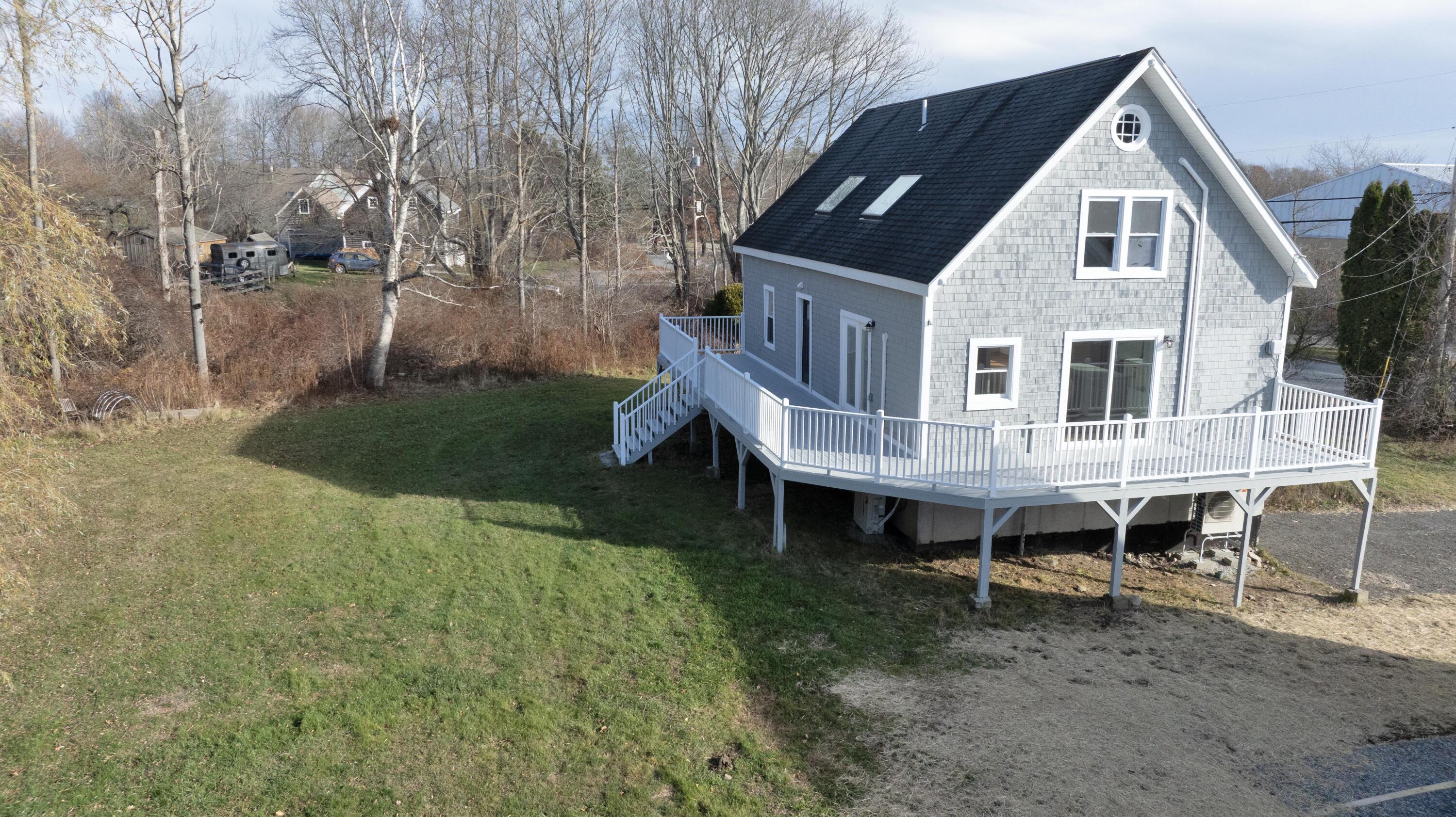 16-18 Ash Point Road Property Photo 4