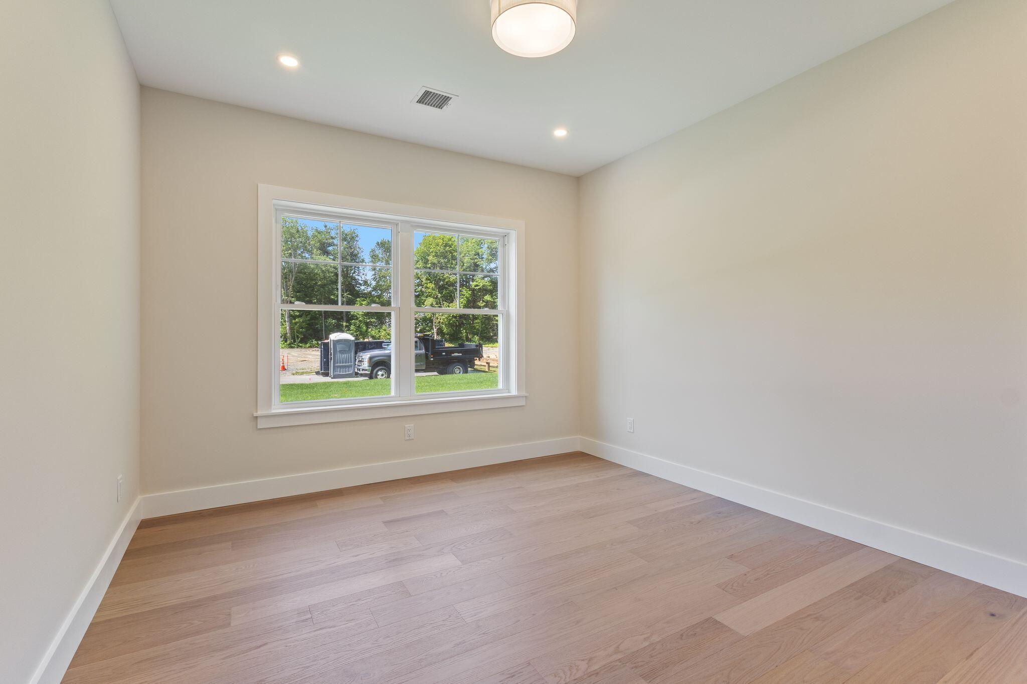 17 Jeans Way Property Photo 32