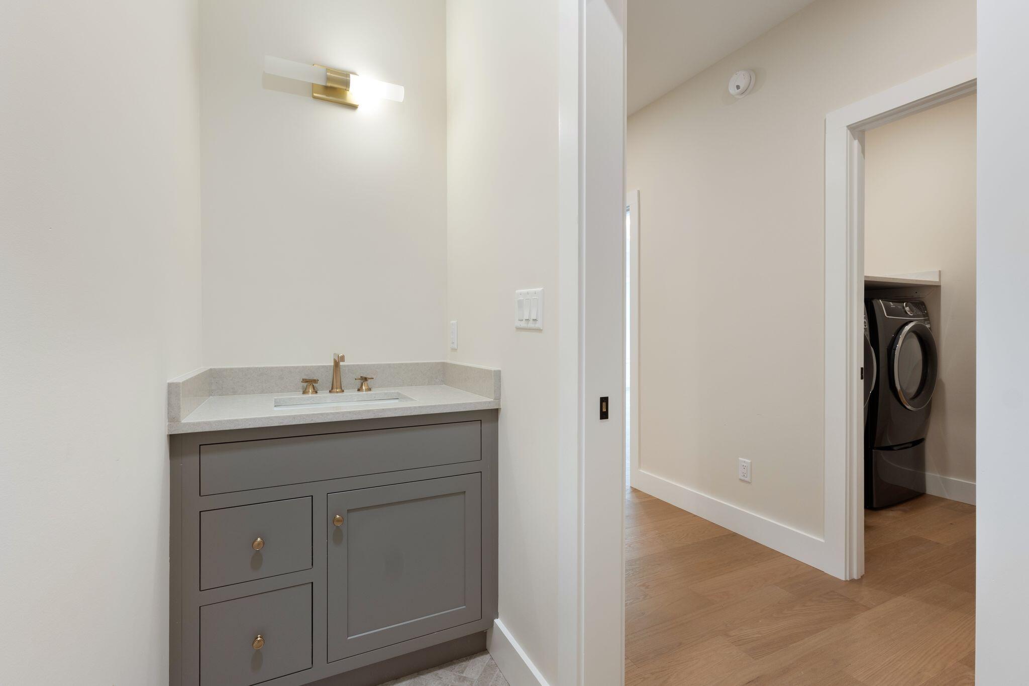 17 Jeans Way Property Photo 35