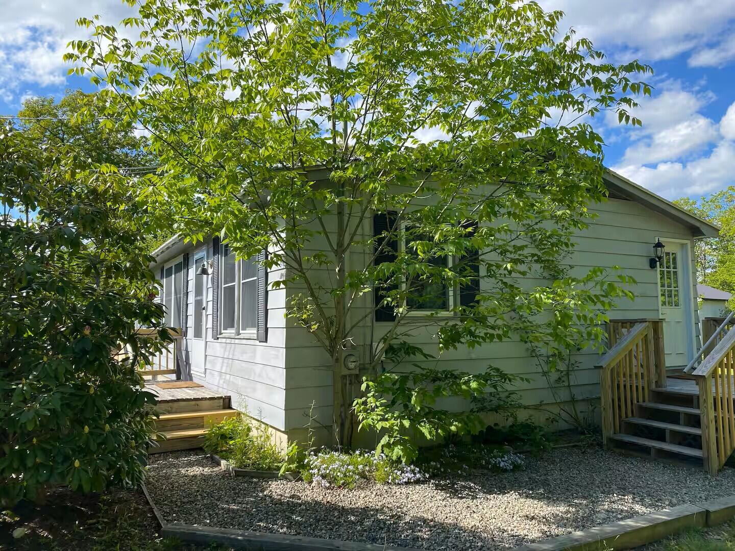 1397 State Highway 102 Property Photo 2