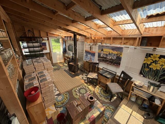 549 Four Mile Square Road Property Photo 13