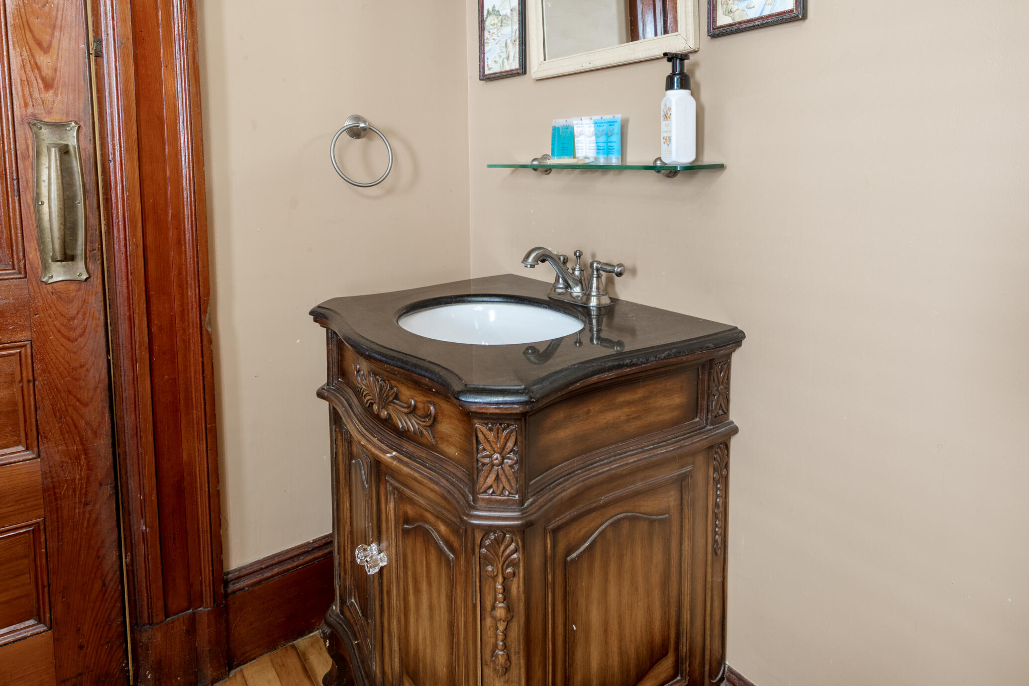 18 Hudson Street Property Photo 21