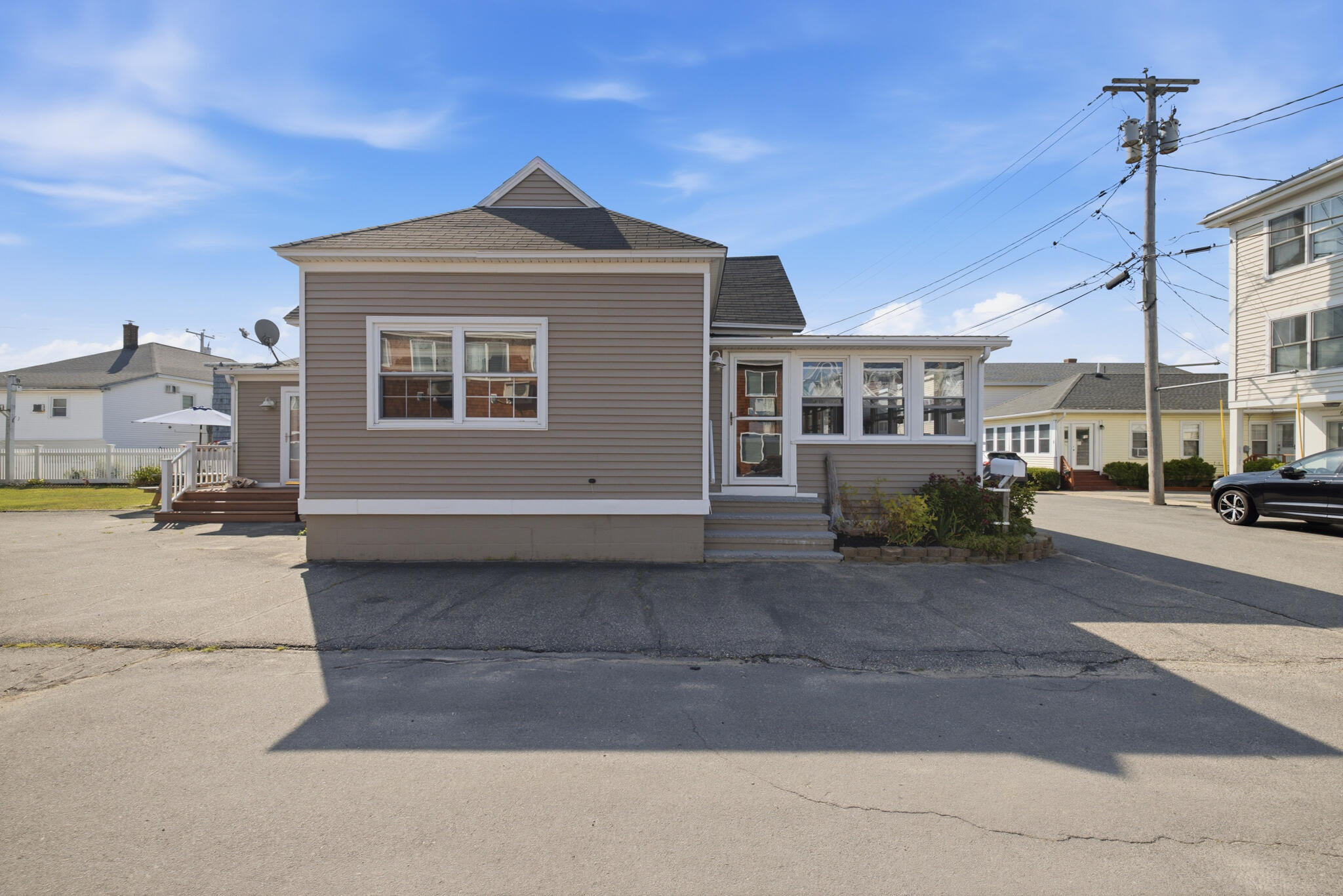 5 Roussin Street Property Photo 8