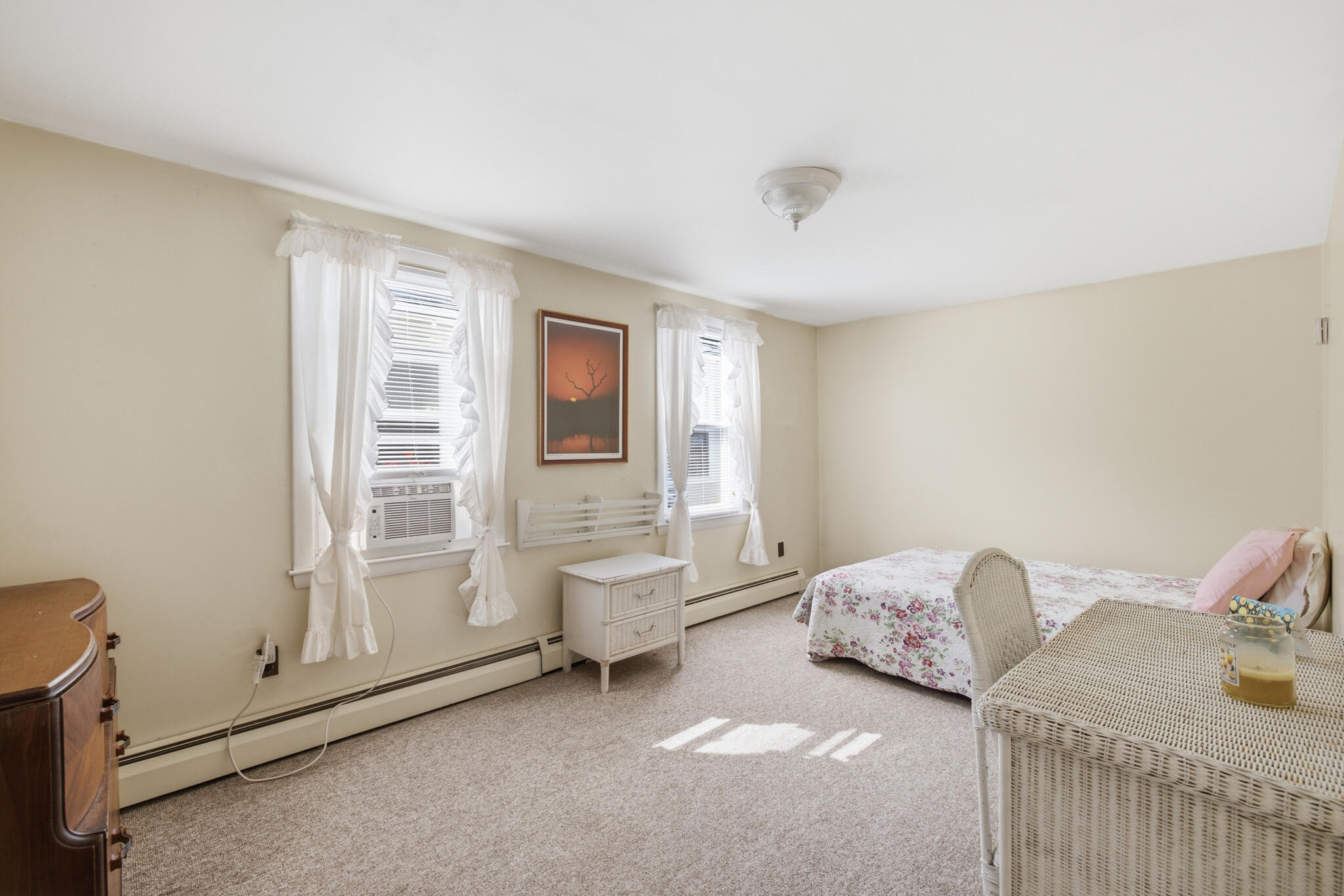 5 Roussin Street Property Photo 19