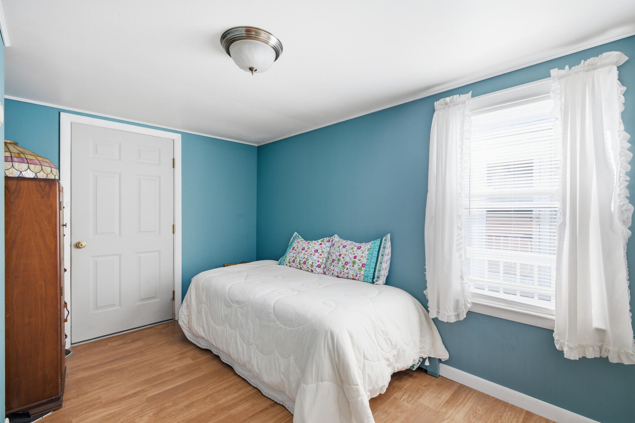 5 Roussin Street Property Photo 20